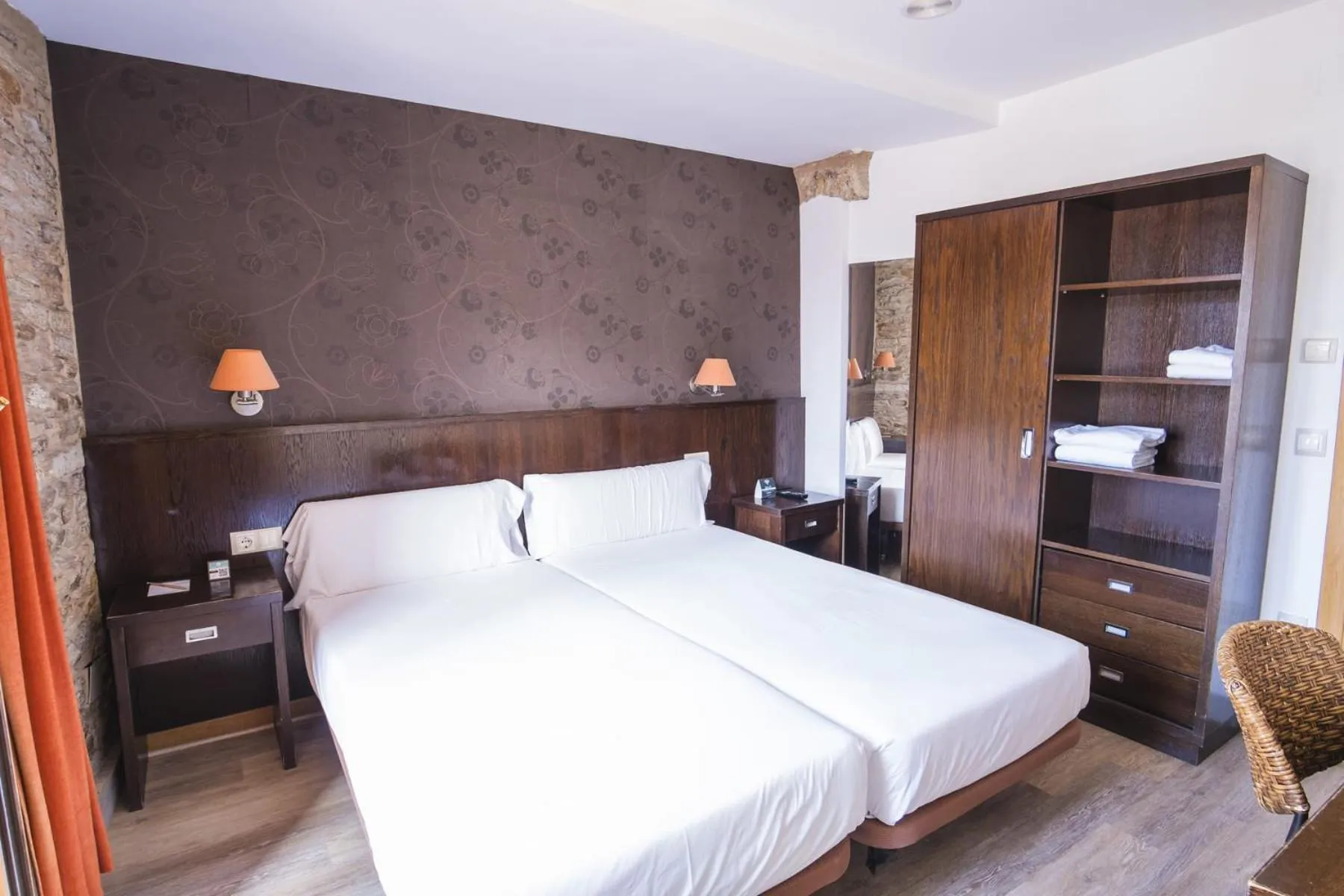 Bed in Hotel Alda Algalia