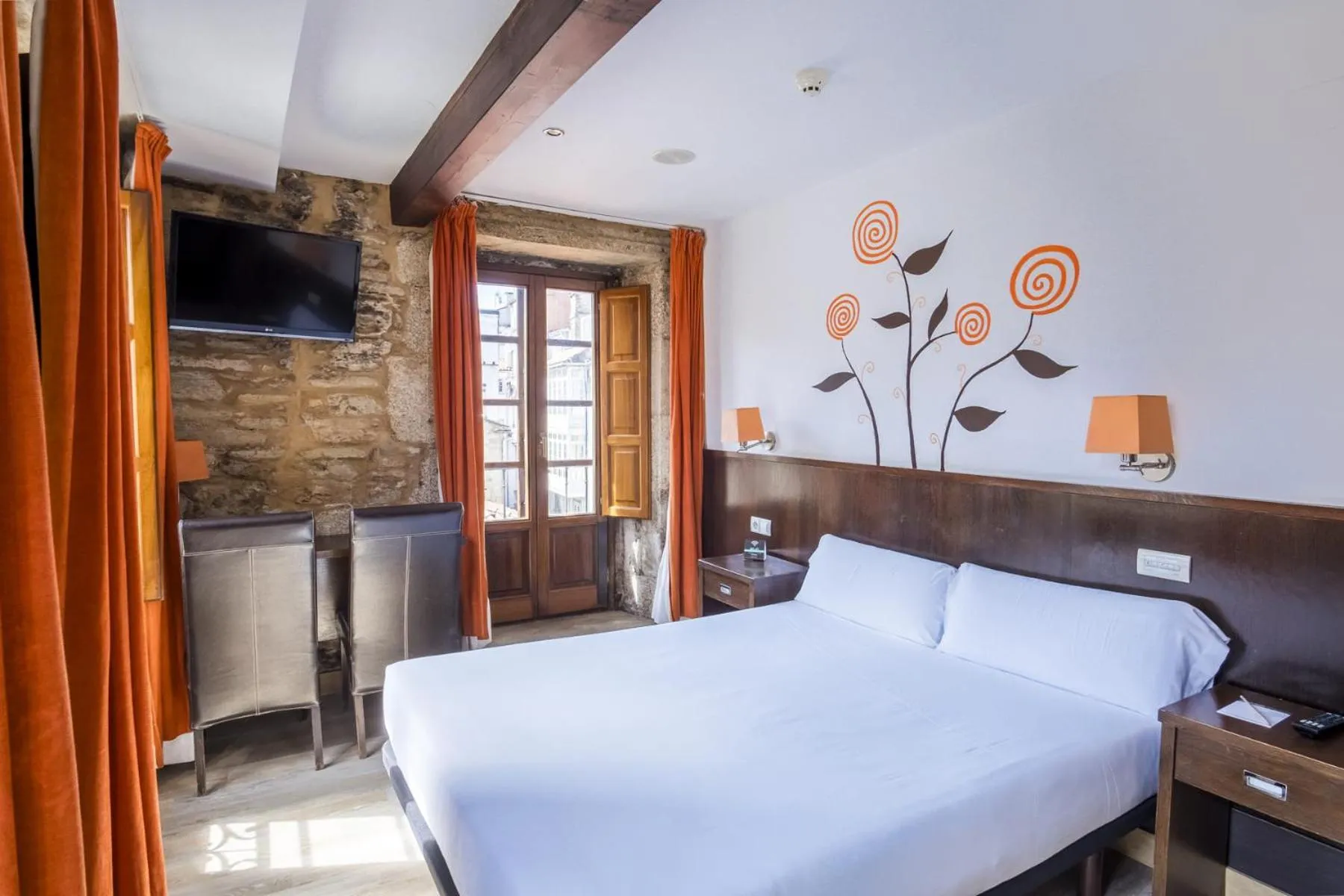 Photo of the whole room, Bed in Hotel Alda Algalia