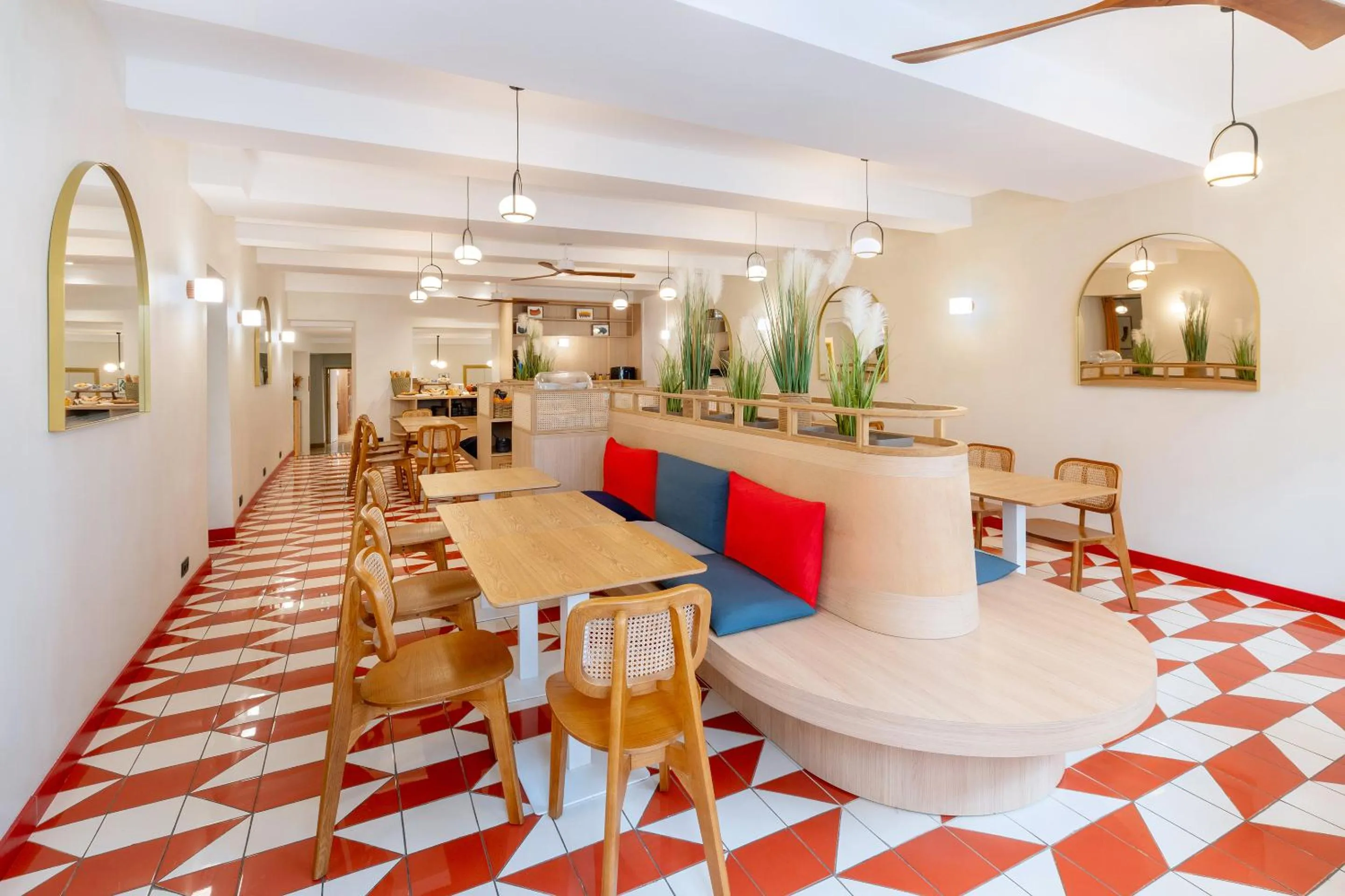 Breakfast in Best Western Plus Au Grand Saint Jean