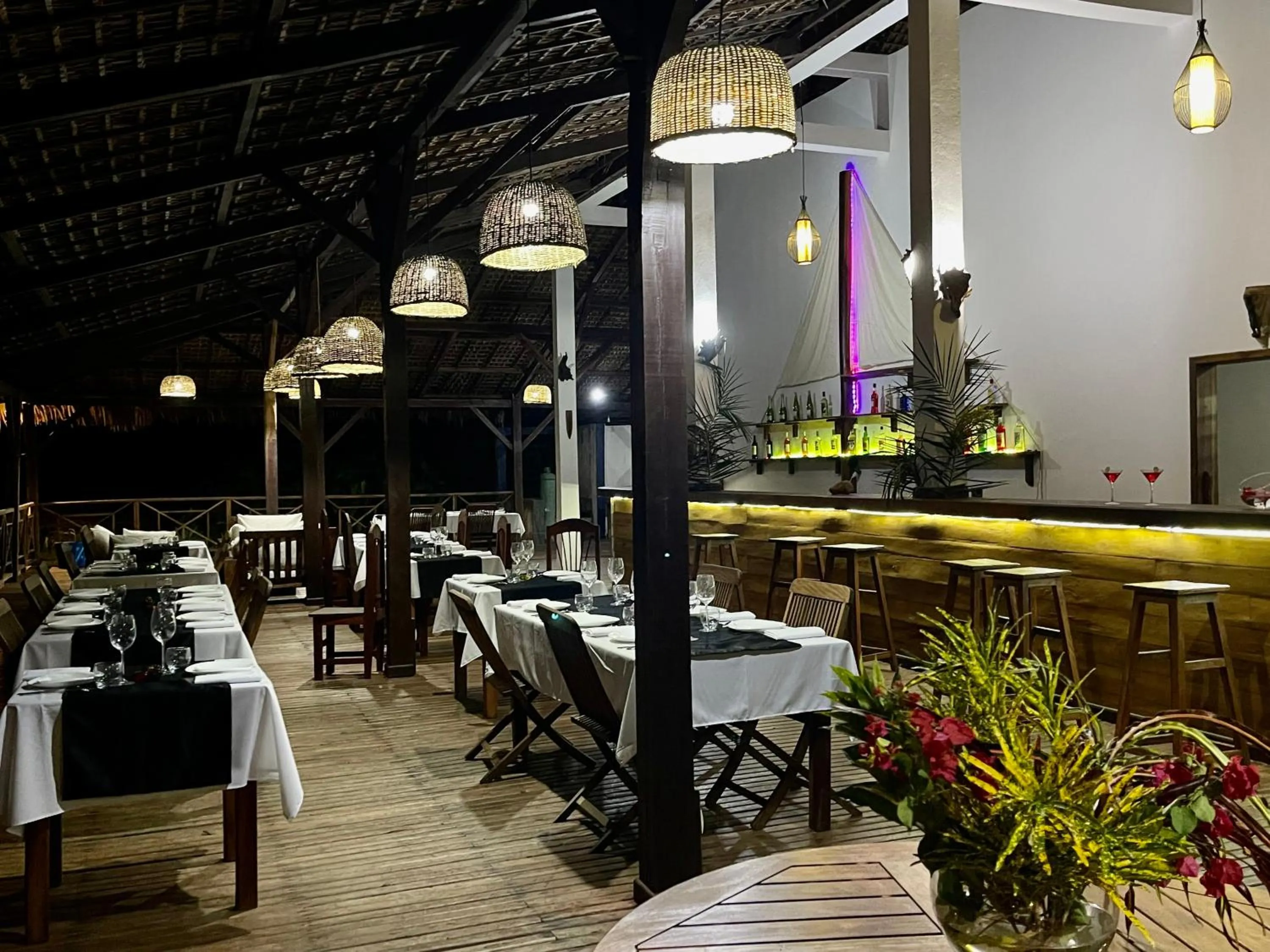 Restaurant/places to eat in Hotel Océan Beach Sakatia