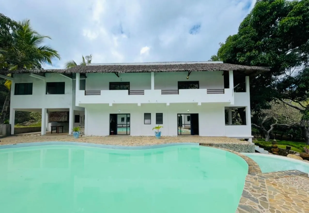 Property building in Hotel Océan Beach Sakatia