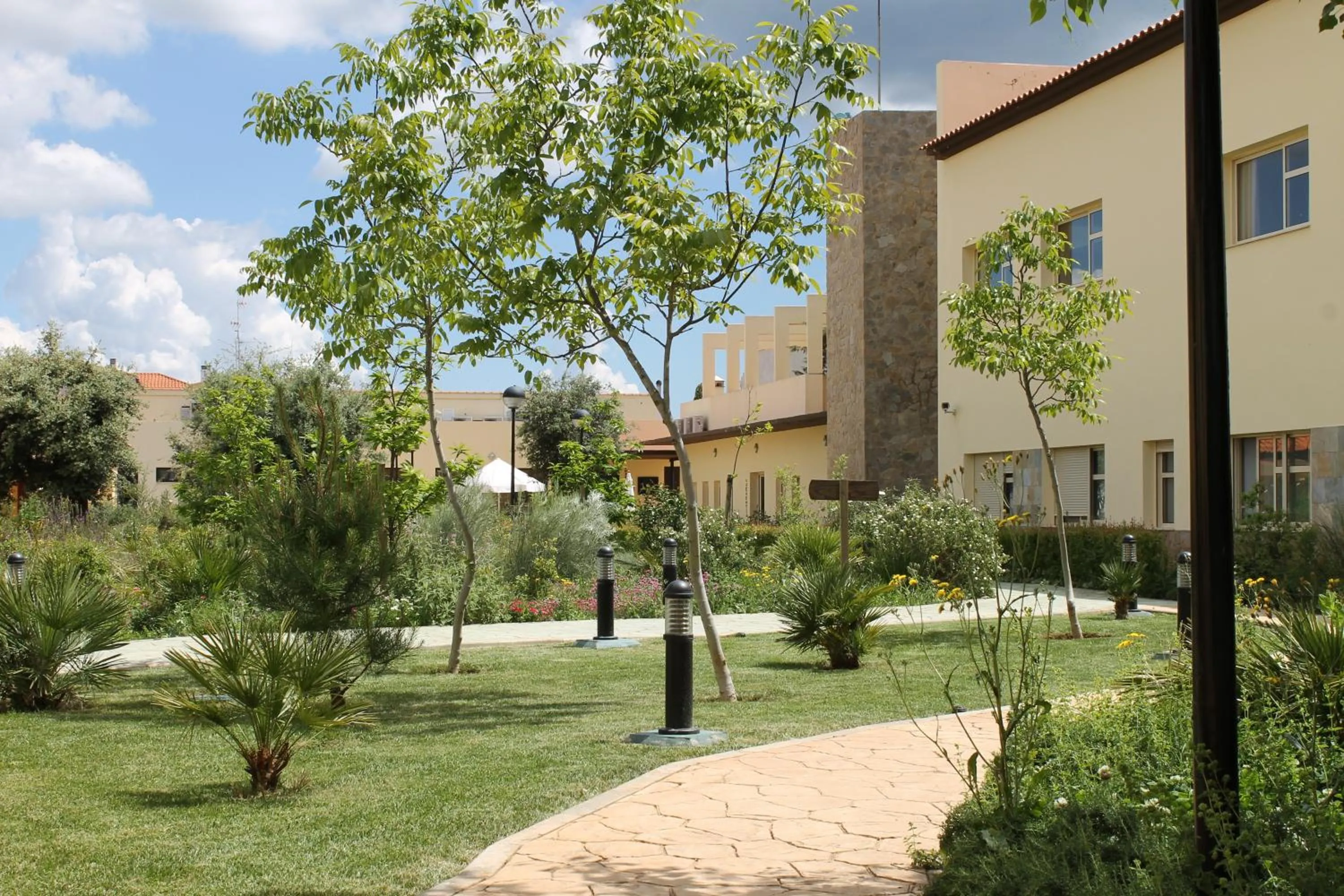 Property building in Hotel Sierra Luz