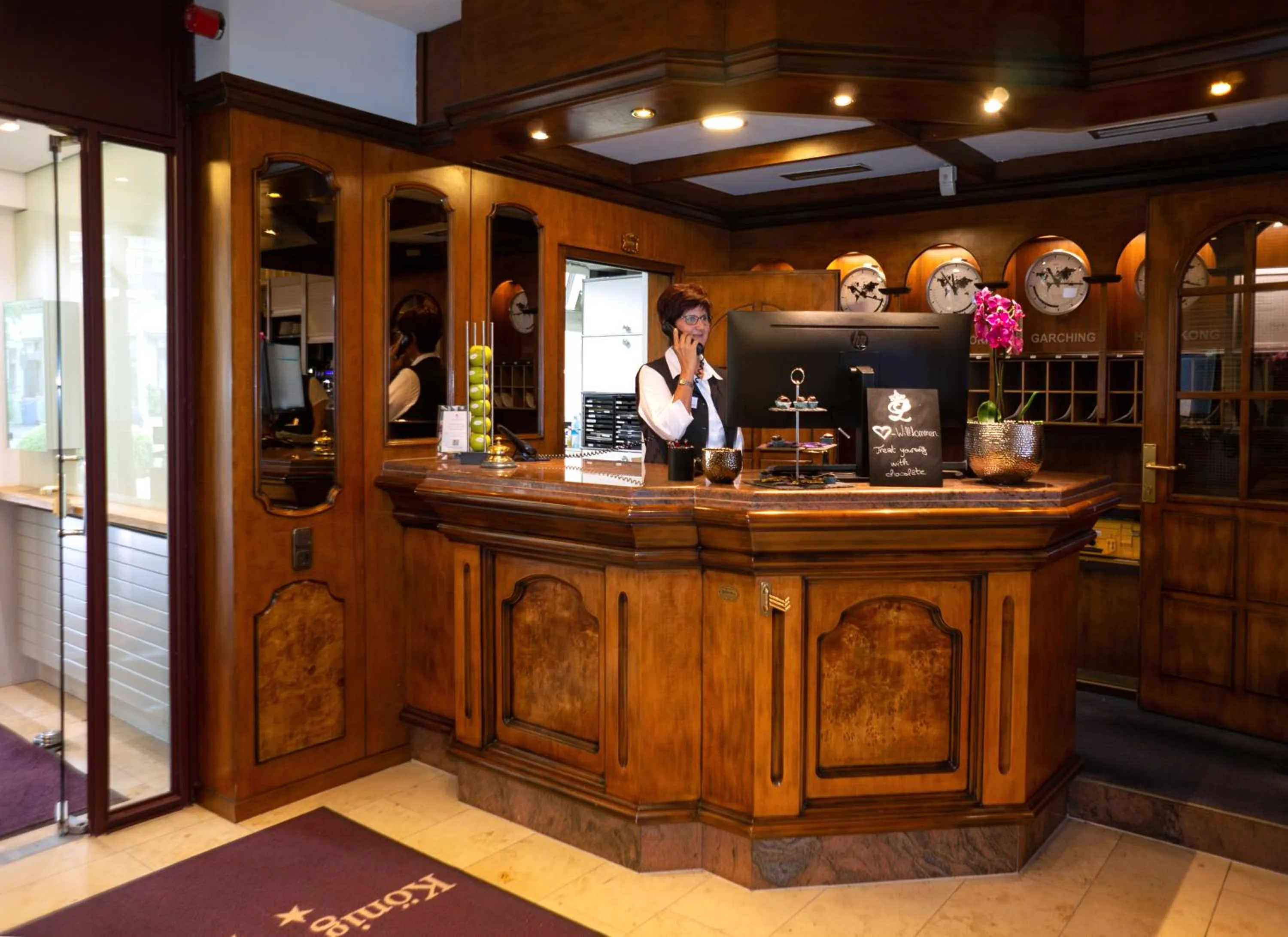 Lobby or reception in Hotel König Ludwig II