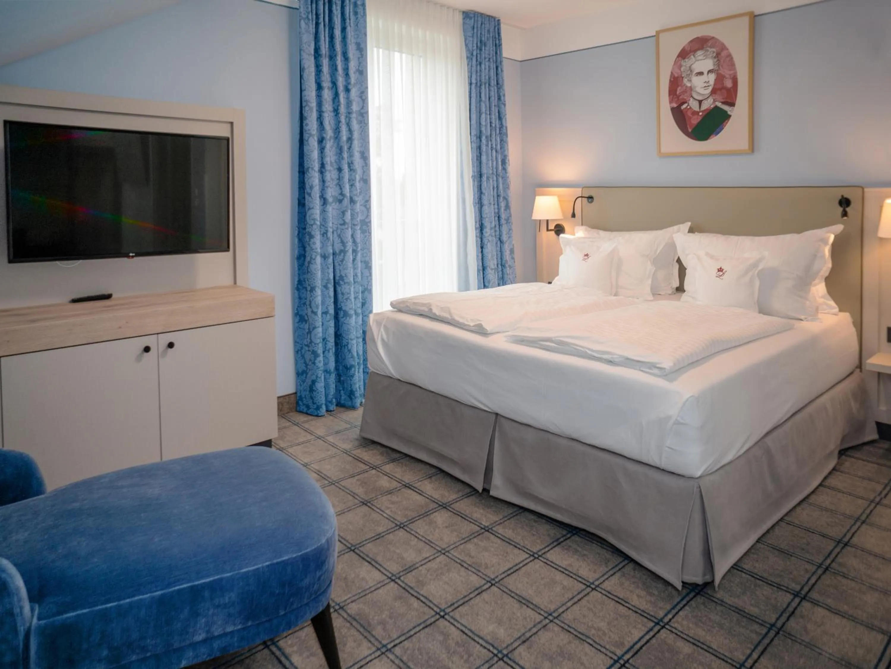 Bedroom, Bed in Hotel König Ludwig II