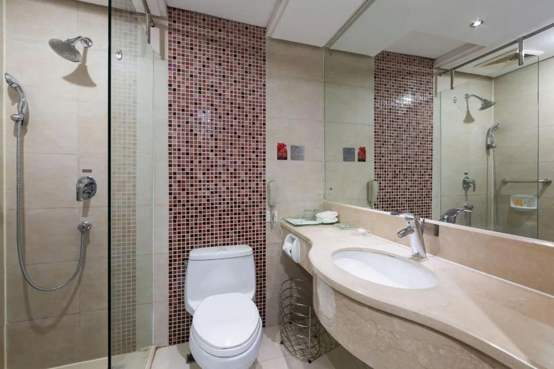Bathroom in Yanling Hotel