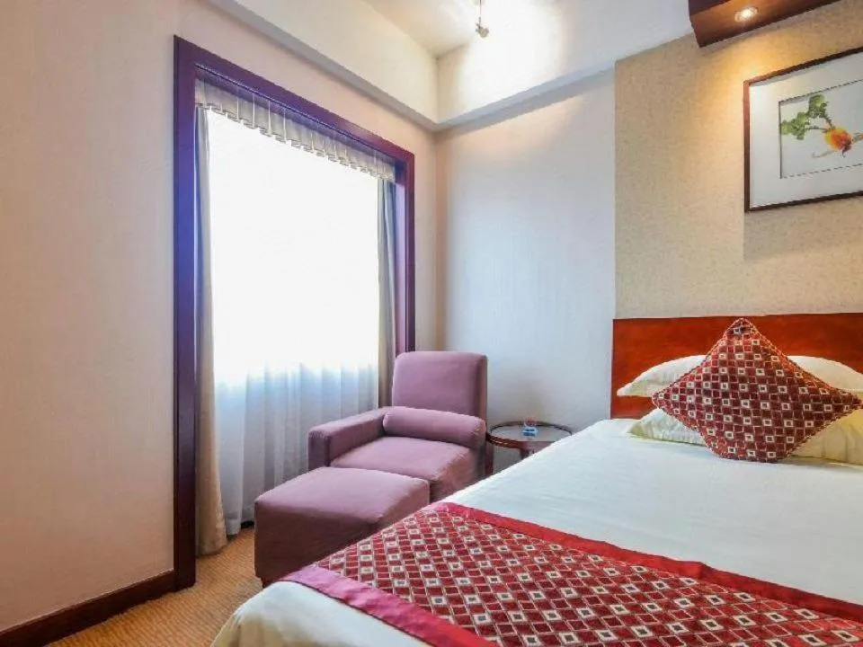 Bed in Yanling Hotel