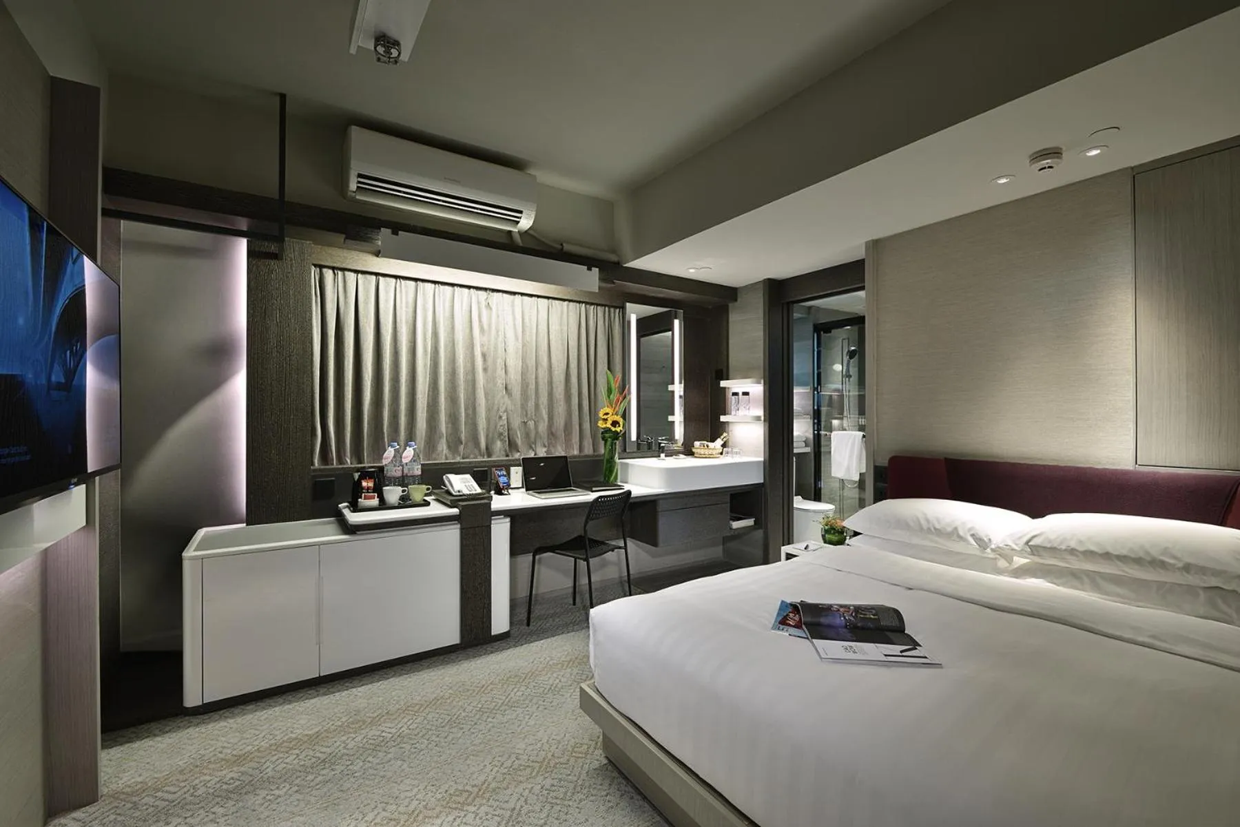 Property building, Bed in Xi Hotel