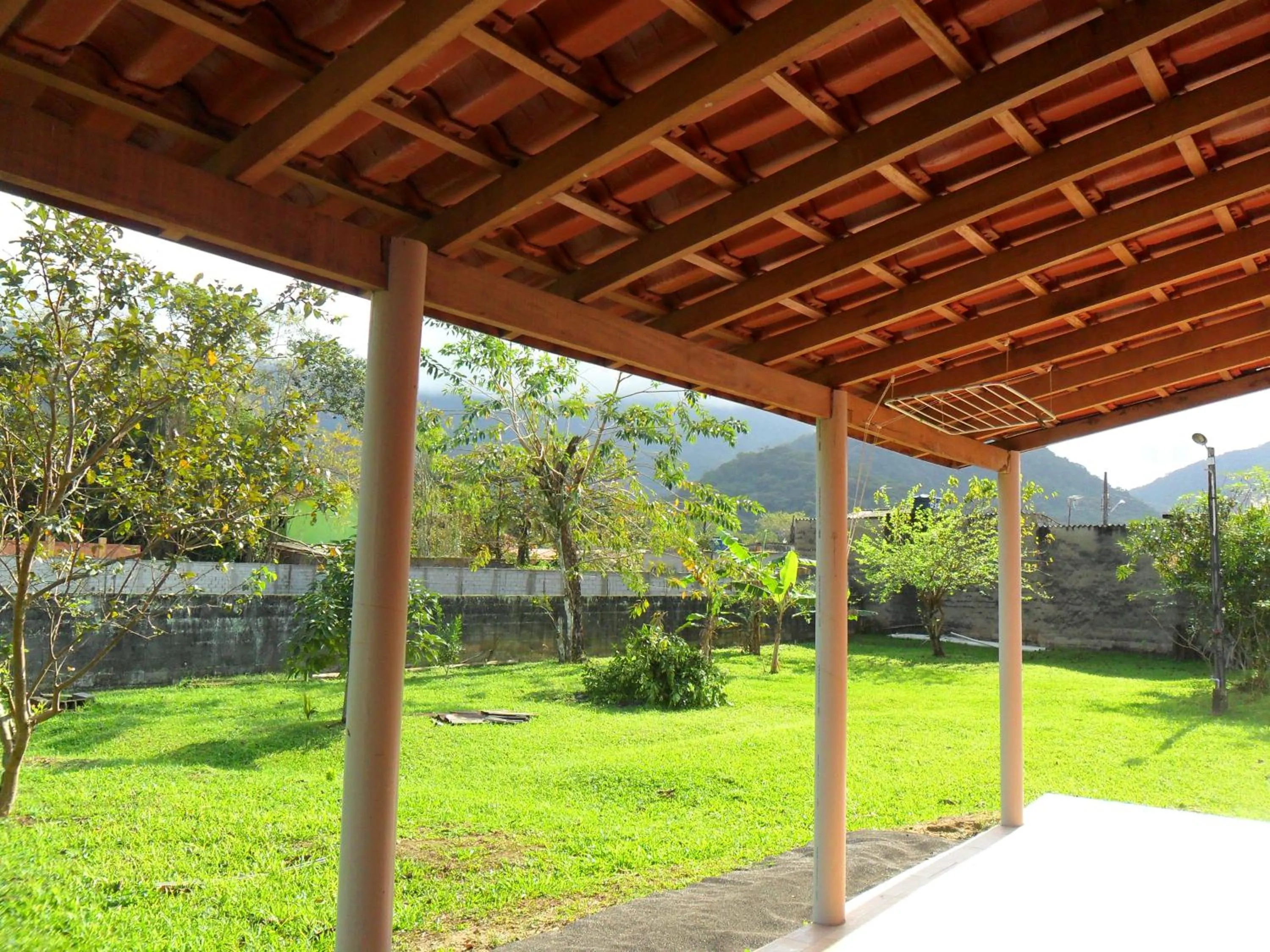 Garden view in Locação p final de semana Mourada Térrea