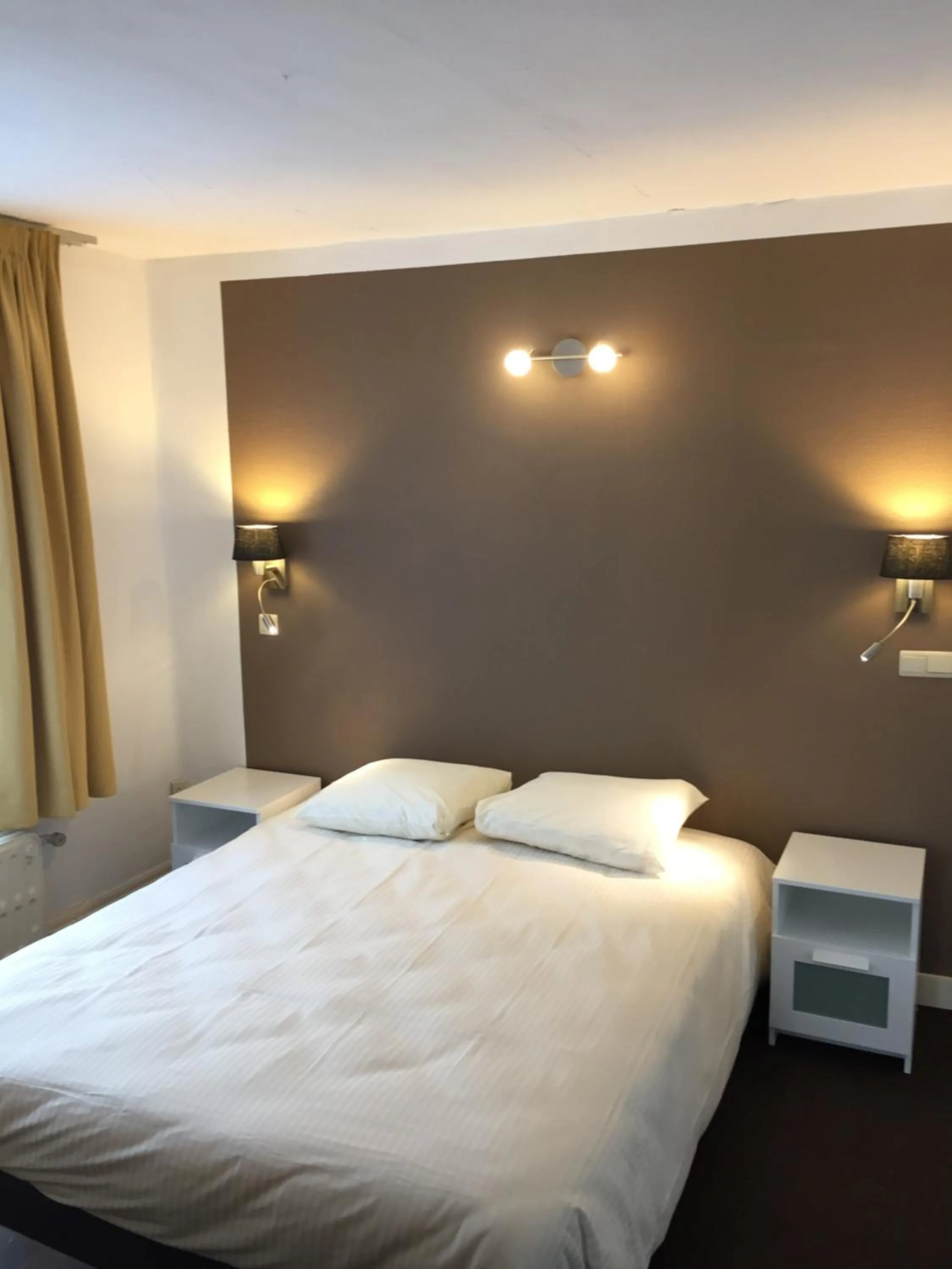 Bed in Hotel Bouillon
