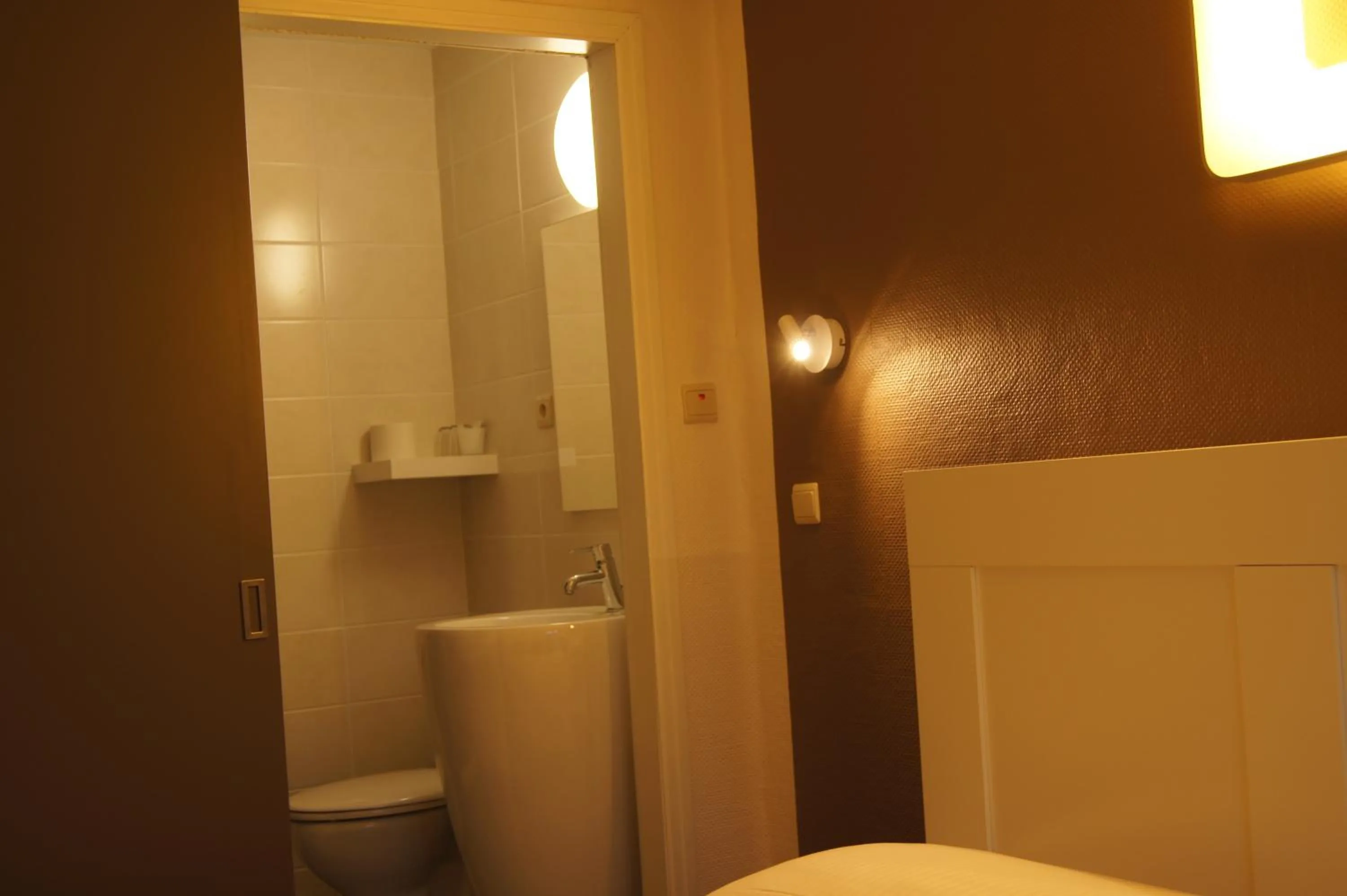 Bathroom in Hotel Bouillon