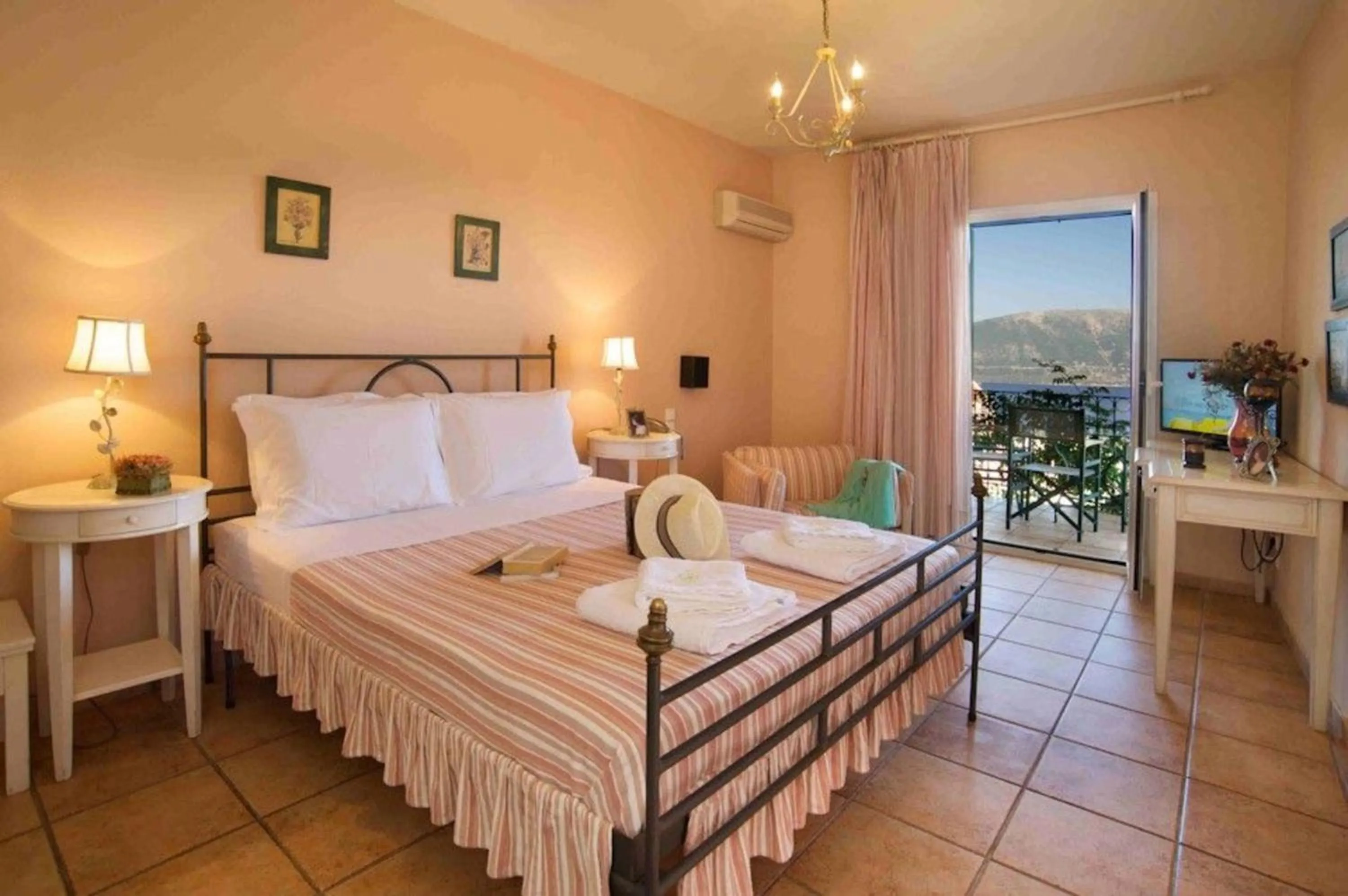 Bedroom, Bed in Agnantia Bed & Breakfast