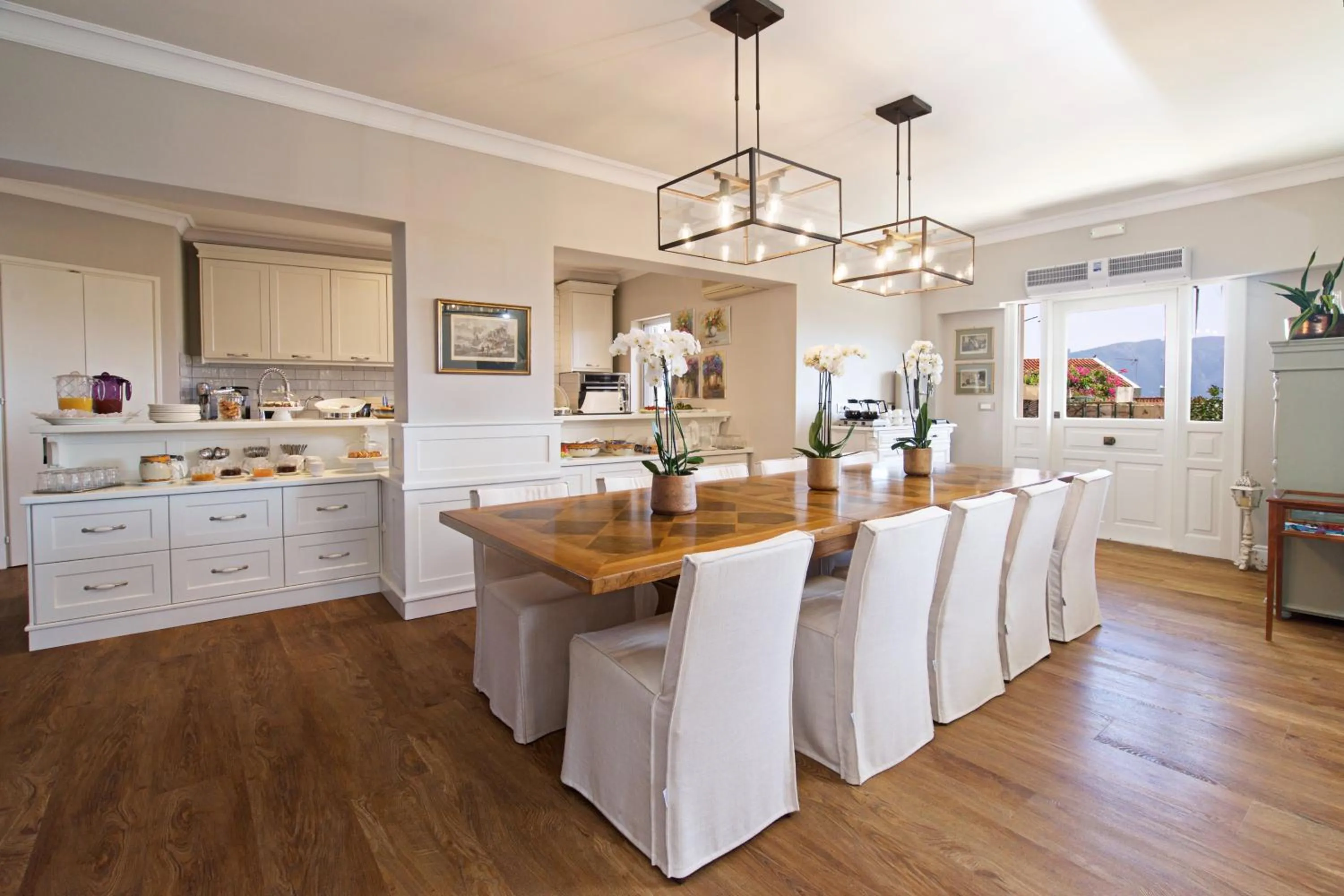 Dining area in Agnantia Bed & Breakfast