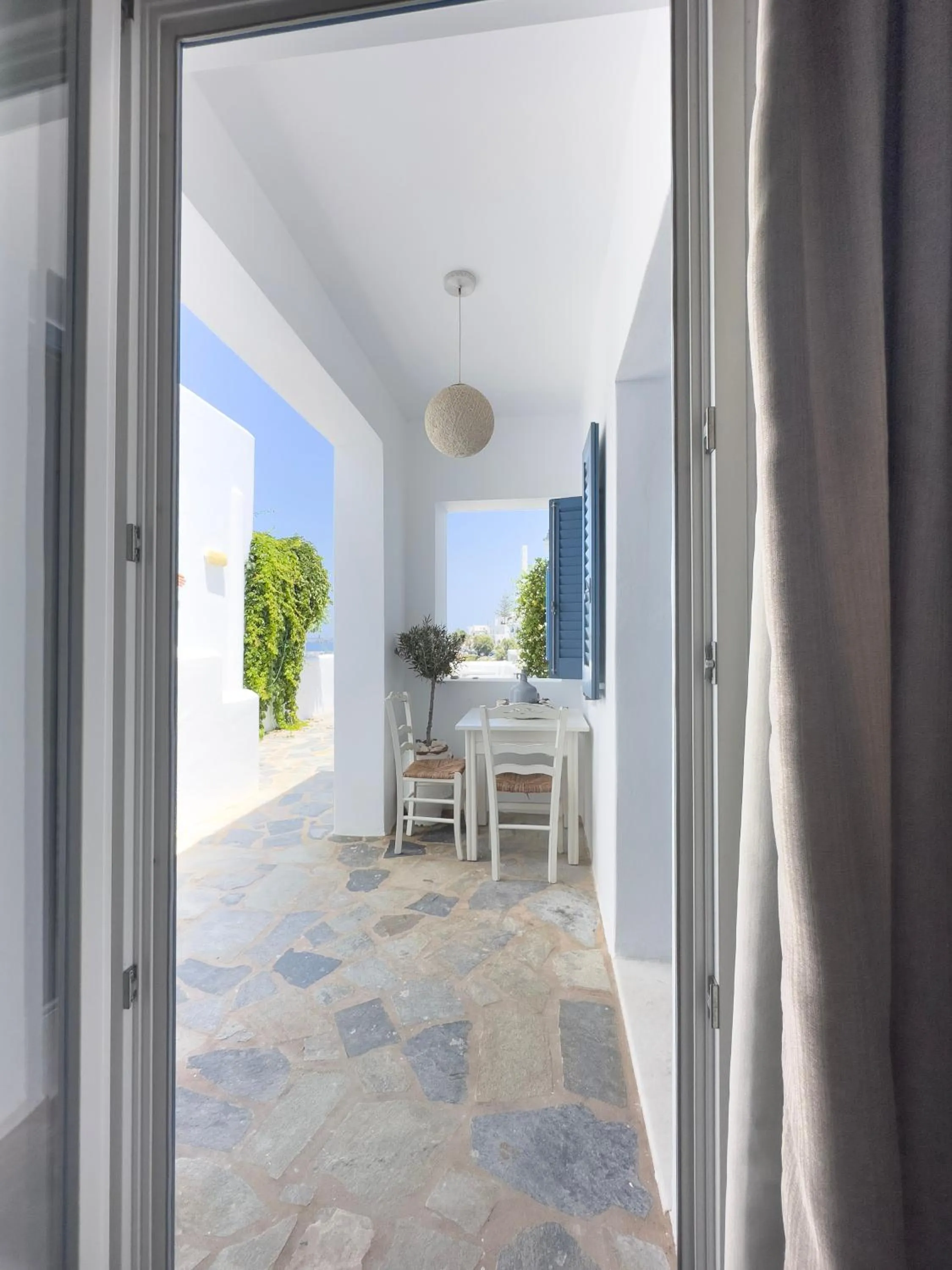 Alexandros Apartments