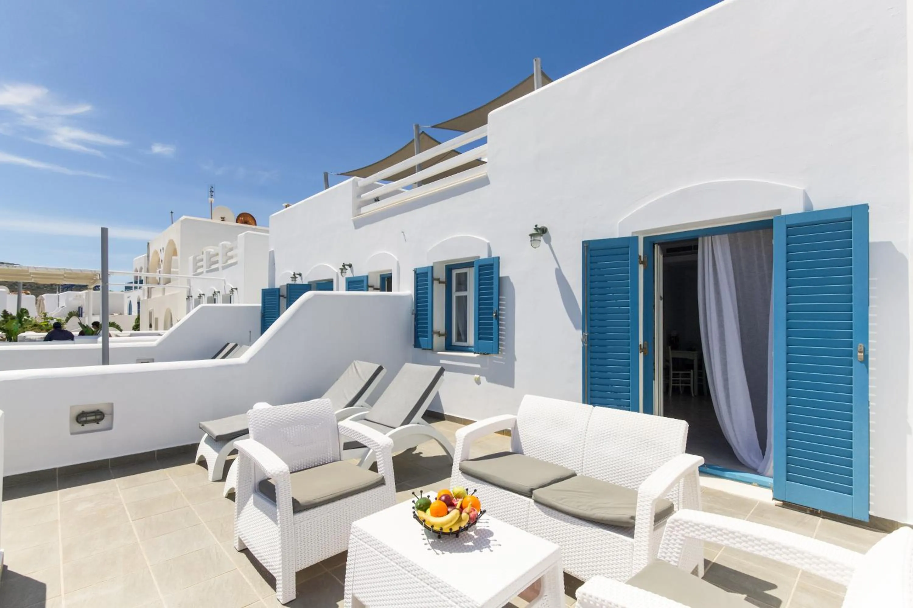 Alexandros Apartments