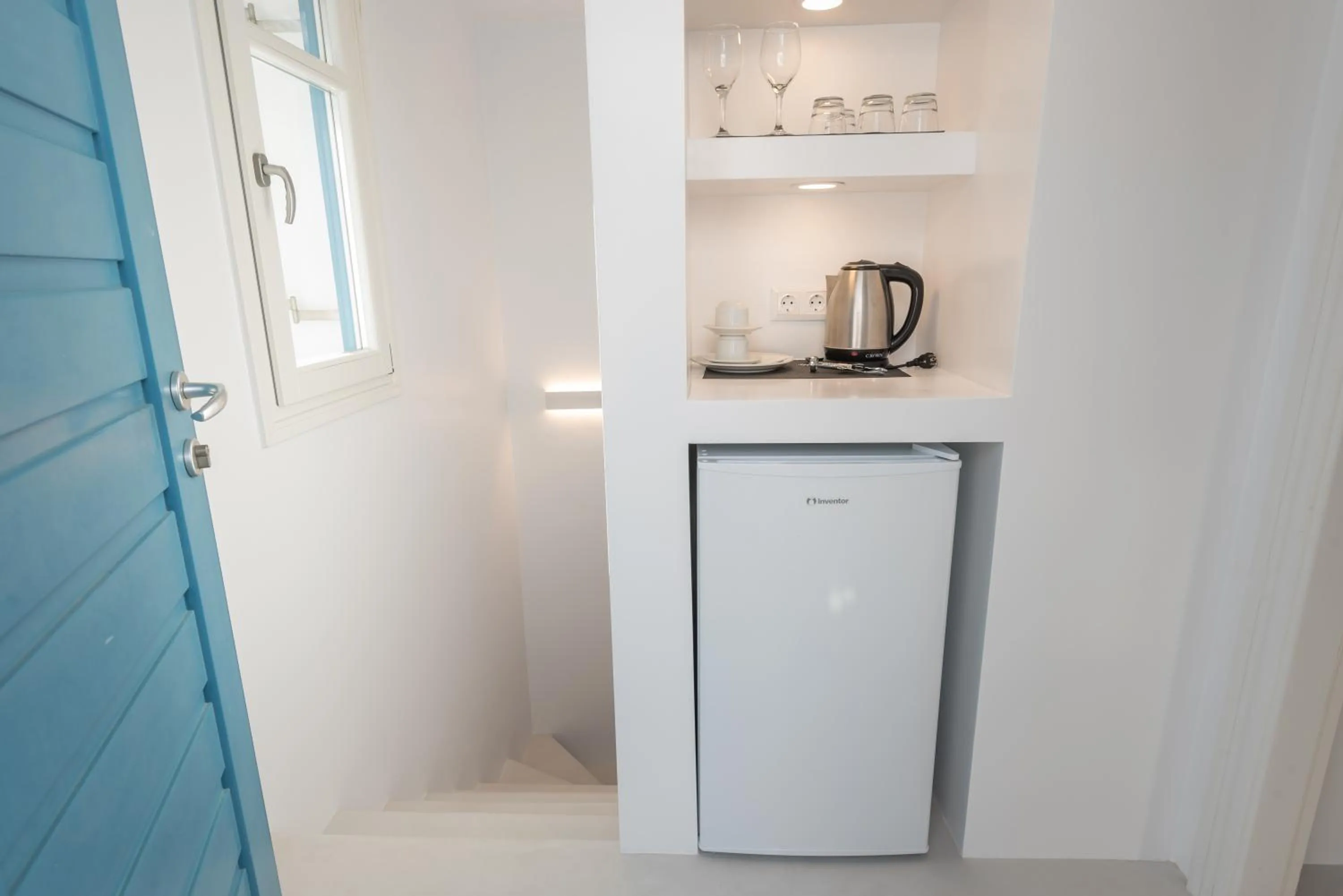 Alexandros Apartments