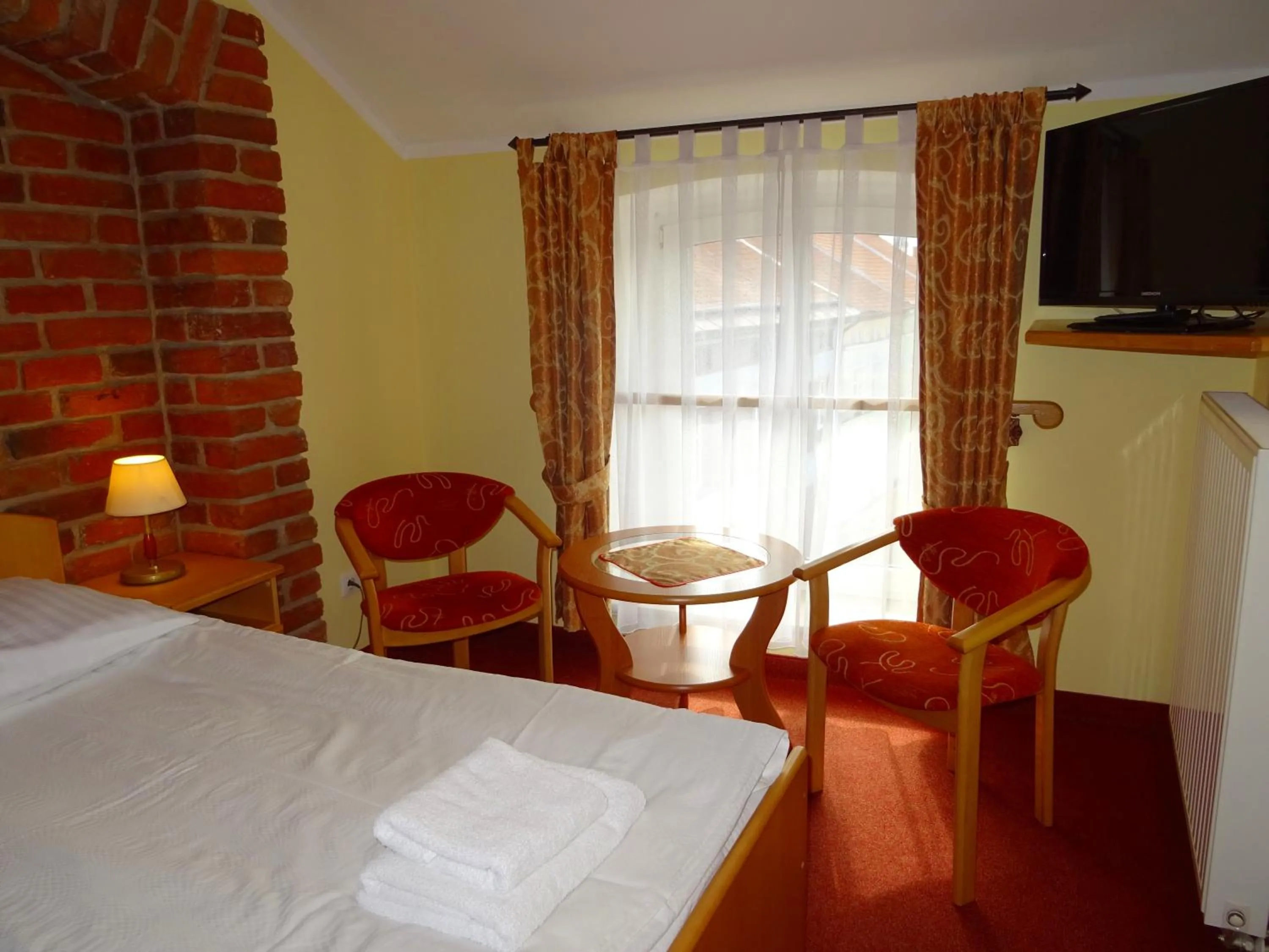 Photo of the whole room, Bed in Hotel Bartis