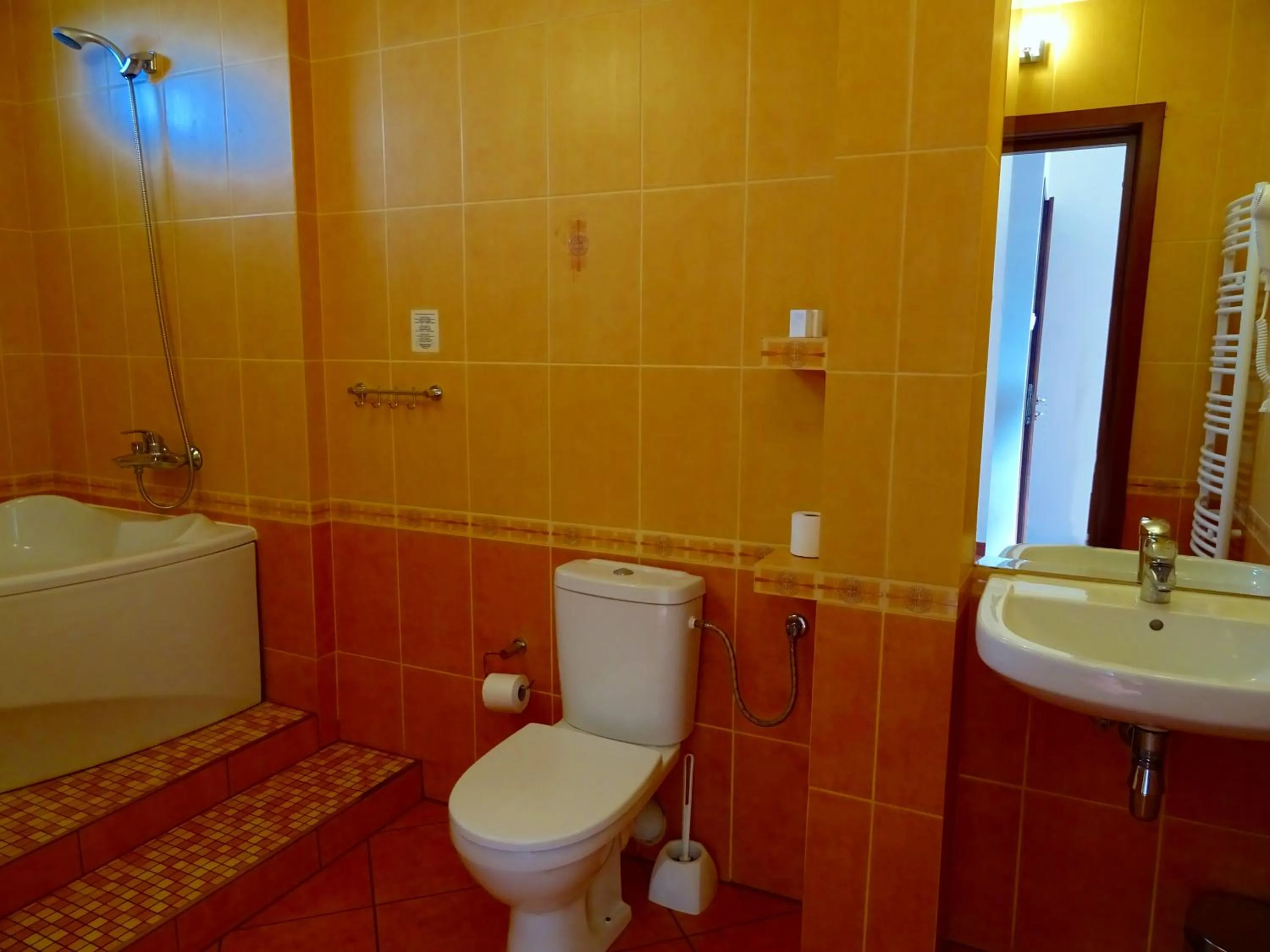 Photo of the whole room in Hotel Bartis