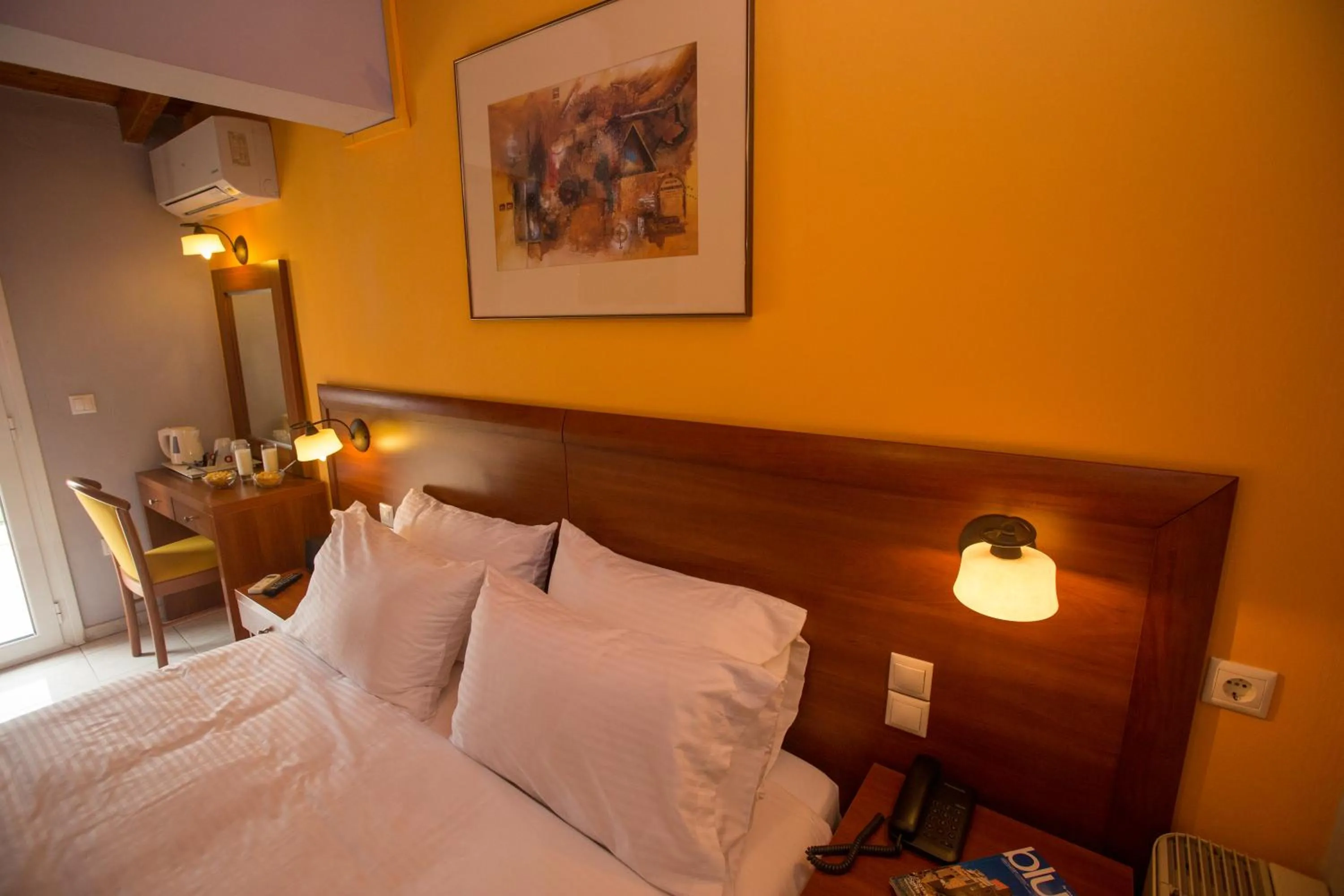 Bedroom, Bed in Mirabel CityCenter Hotel