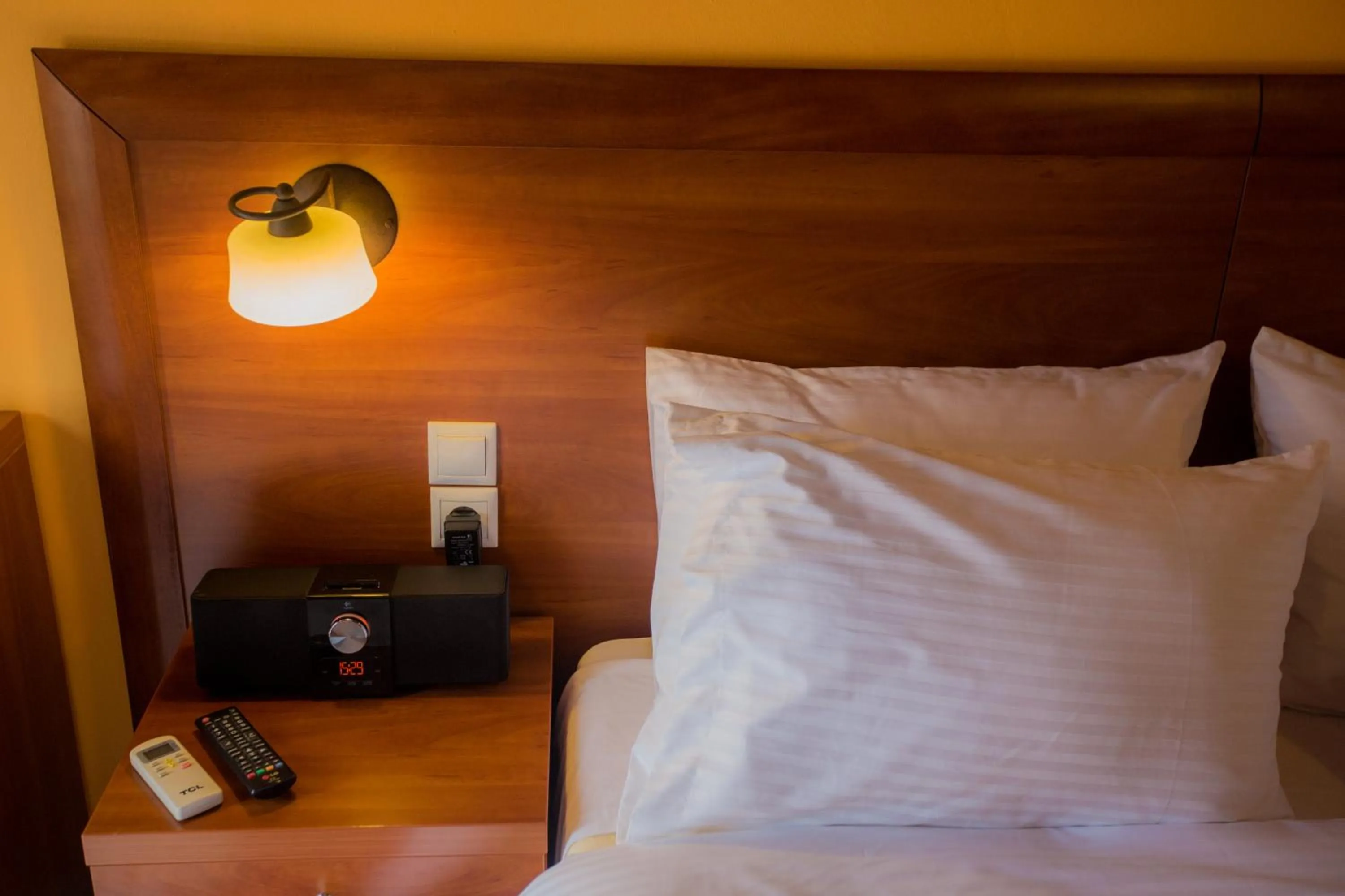 Bedroom, Bed in Mirabel CityCenter Hotel