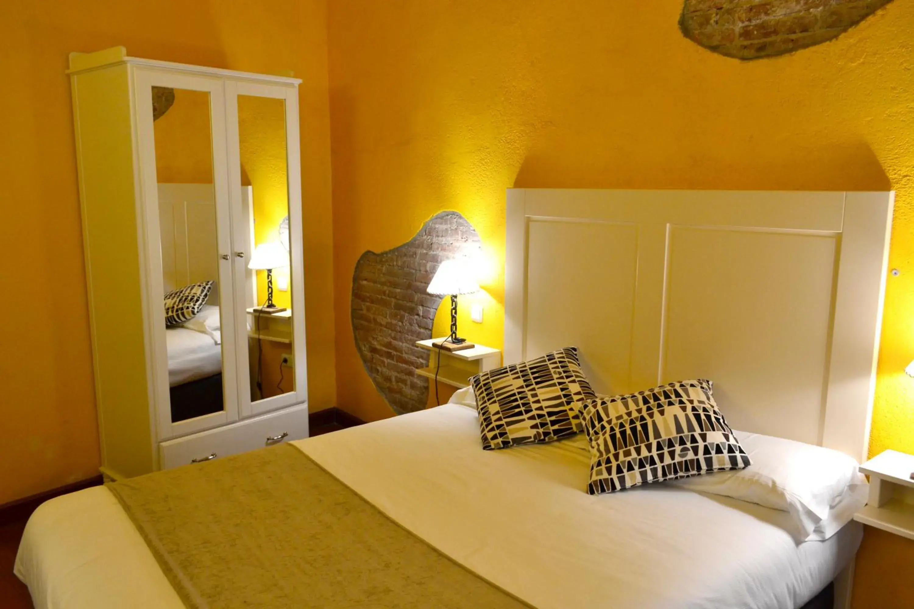 Photo of the whole room, Bed in Hotel Alda Vía León Photo of the whole room, Bed in Hotel Alda Vía León