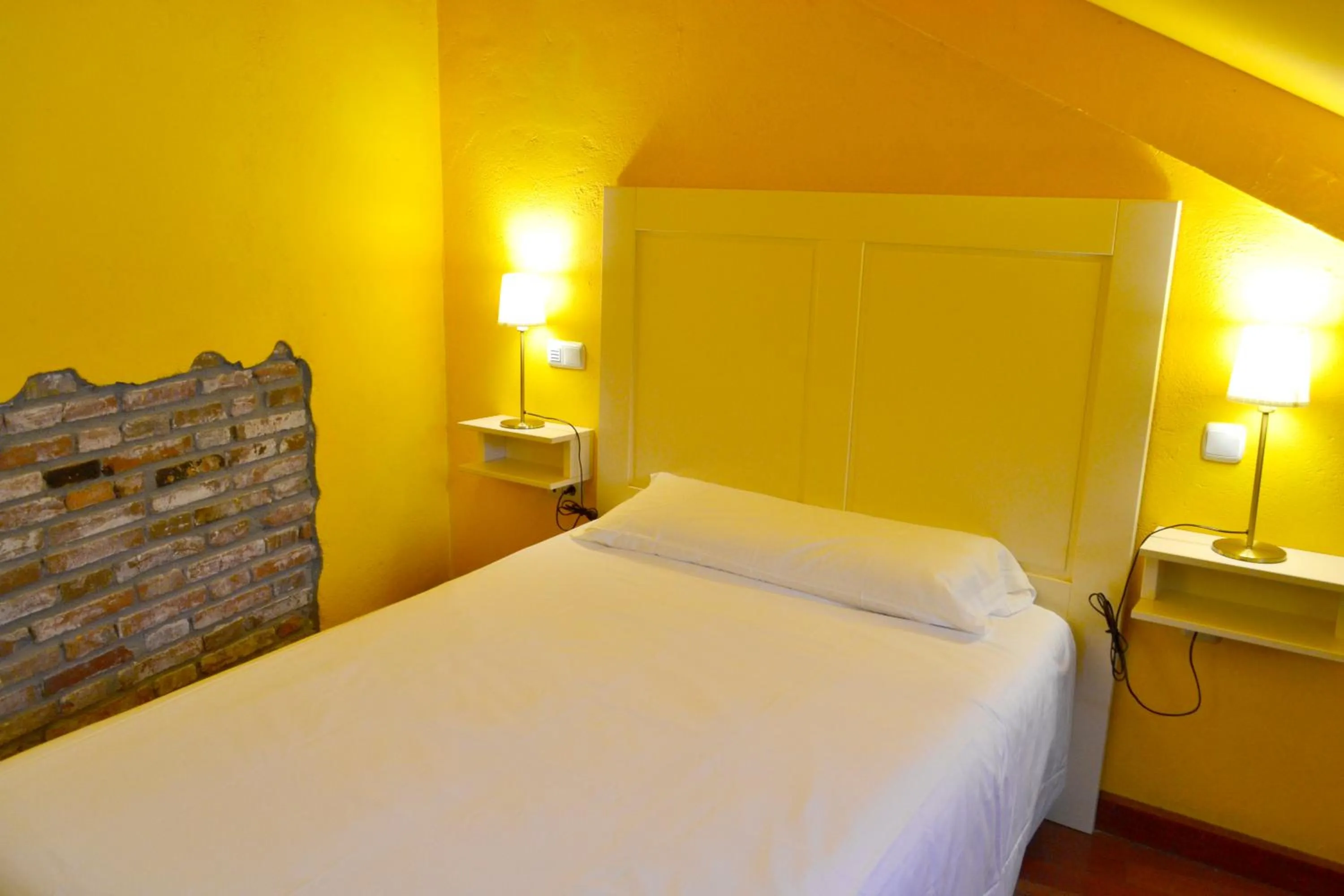 Bed in Hotel Alda Vía León