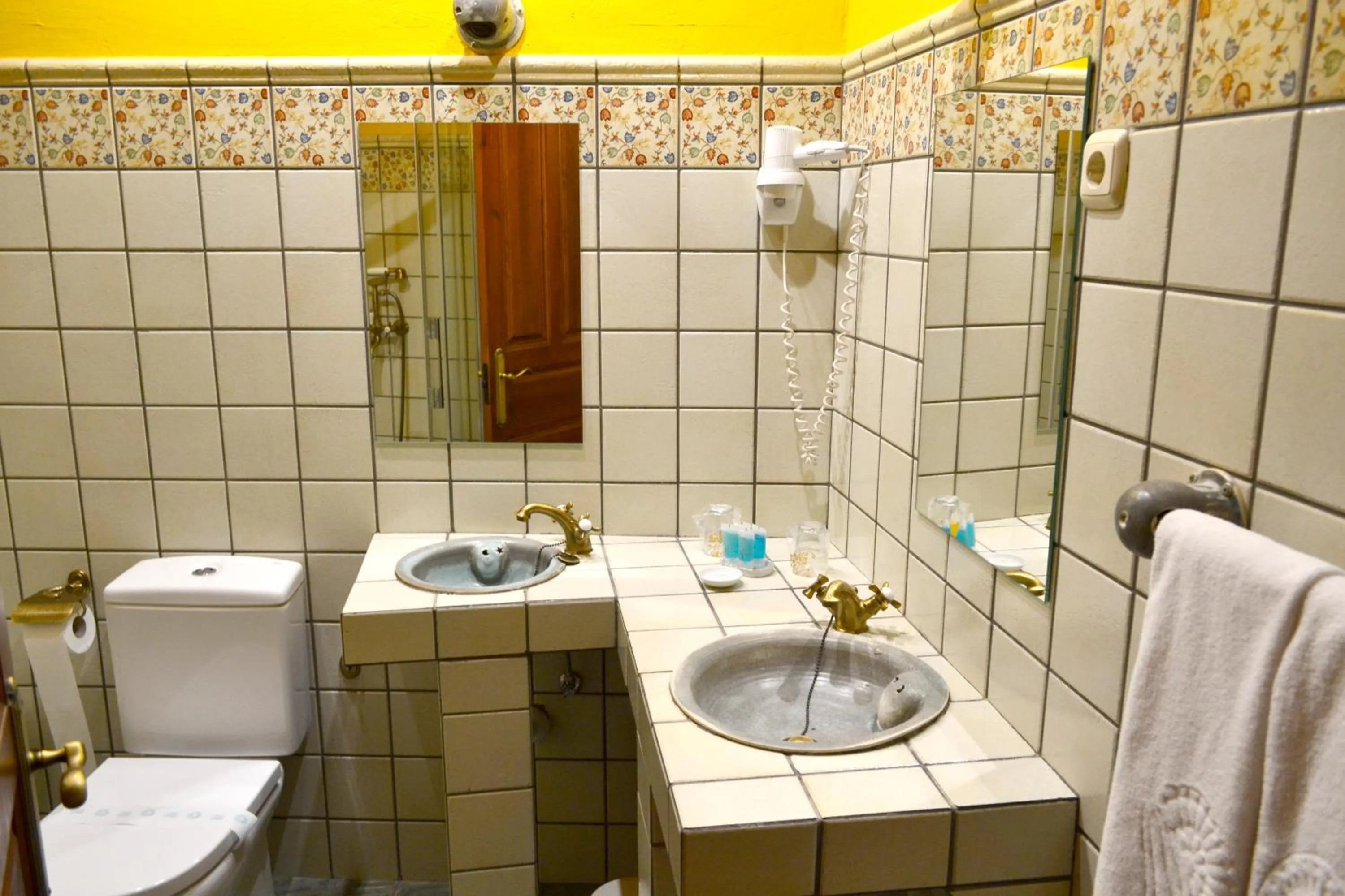 Bathroom in Hotel Alda Vía León