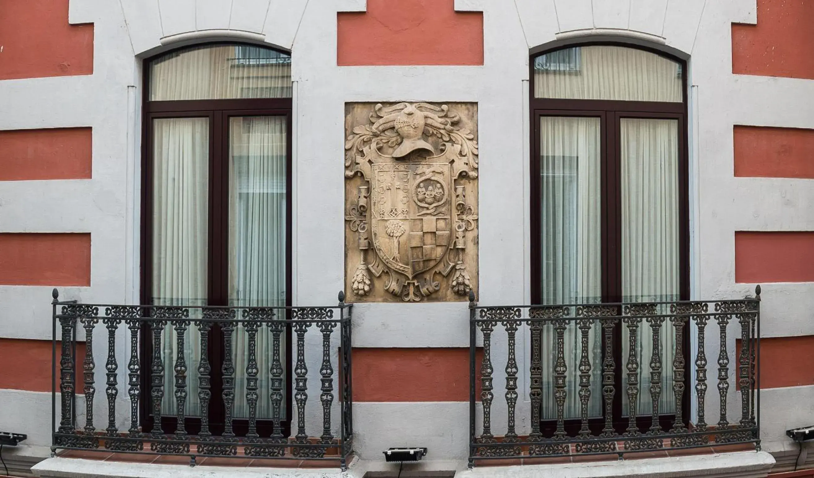 Facade/entrance in Hotel Alda Vía León Facade/entrance in Hotel Alda Vía León