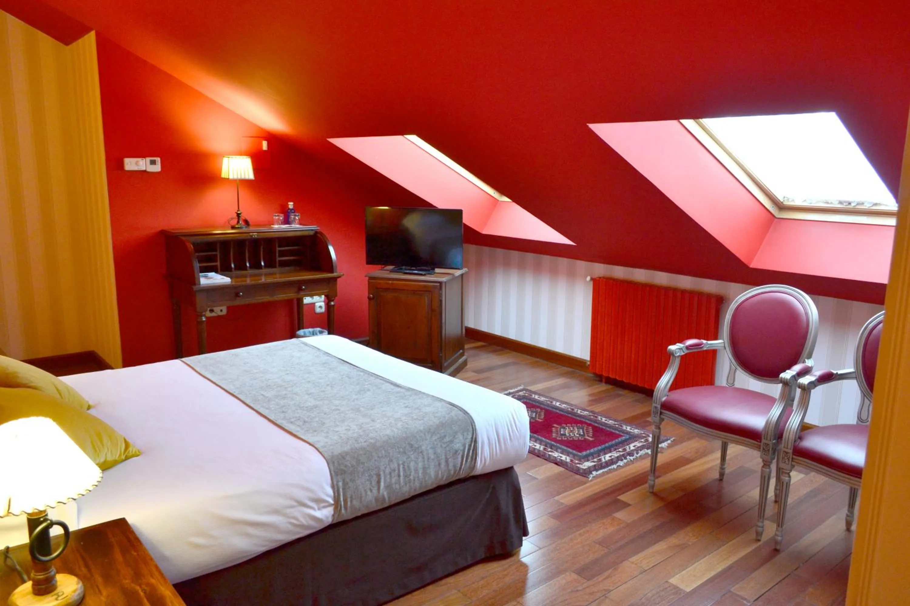 Photo of the whole room, Bed in Hotel Alda Vía León