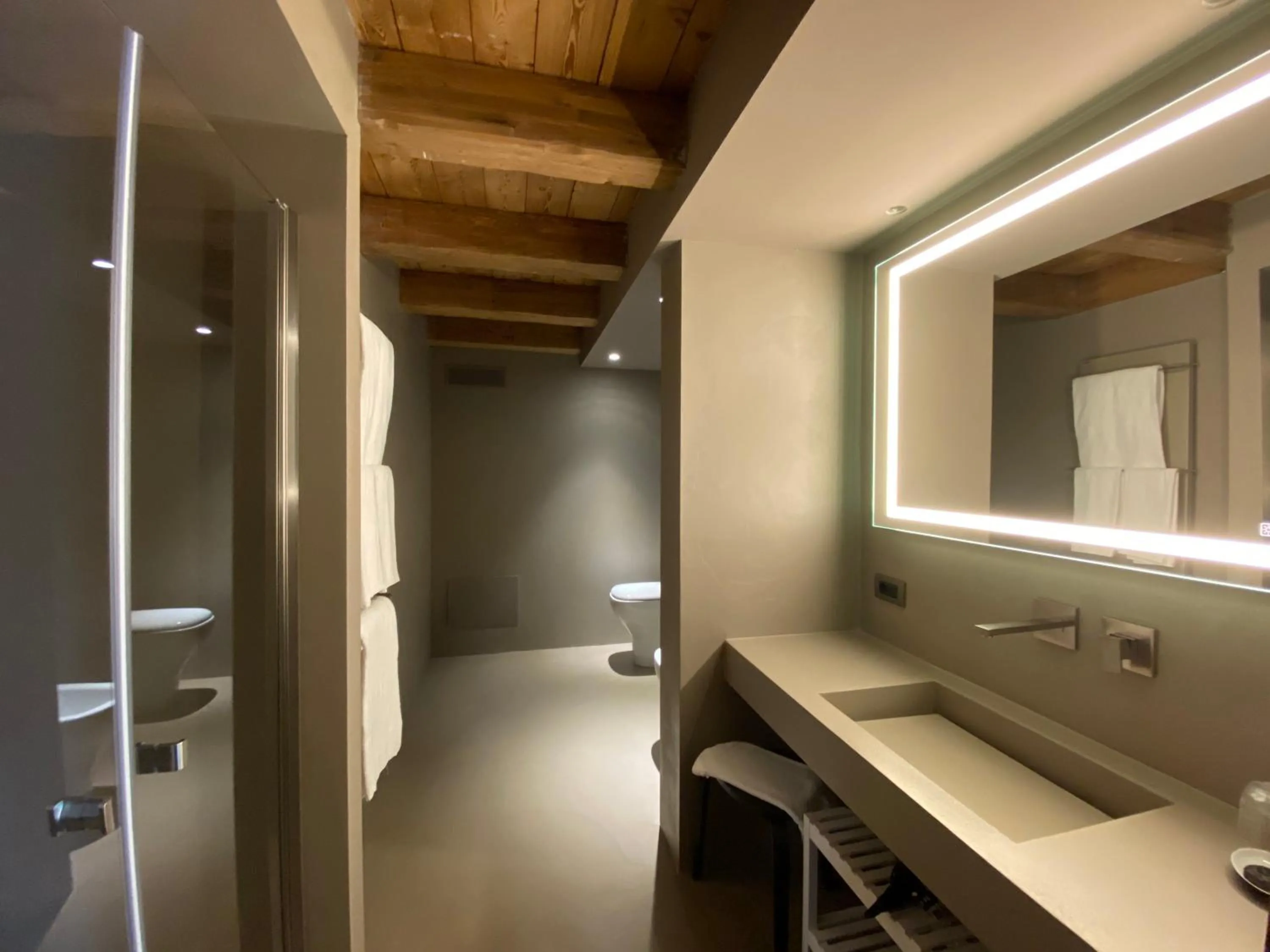 Bathroom in Les Neiges D'Antan