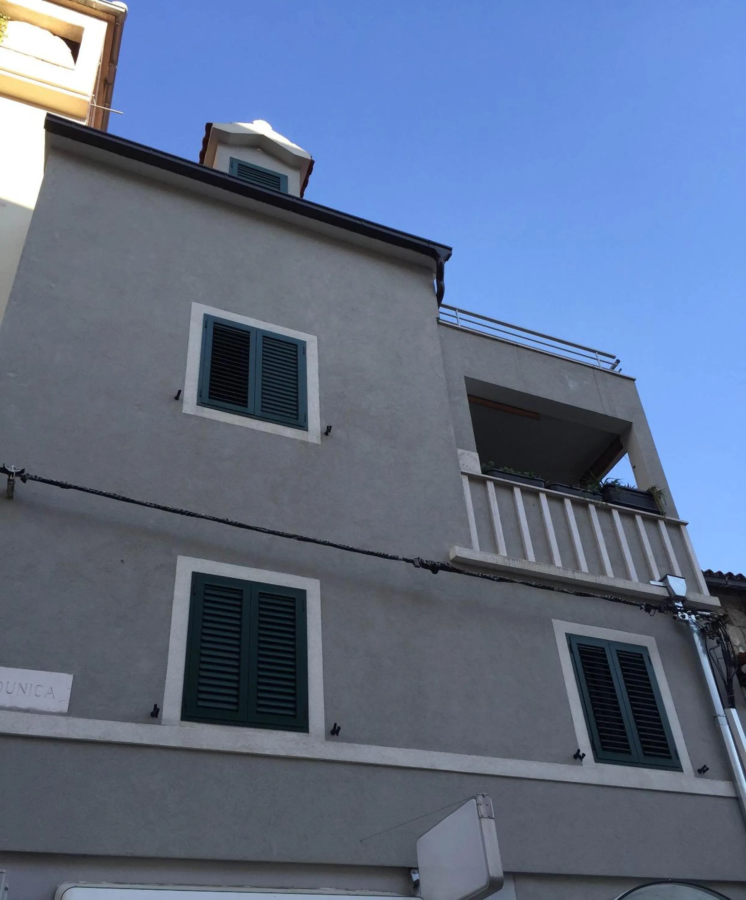 Property building in Apartment Dome