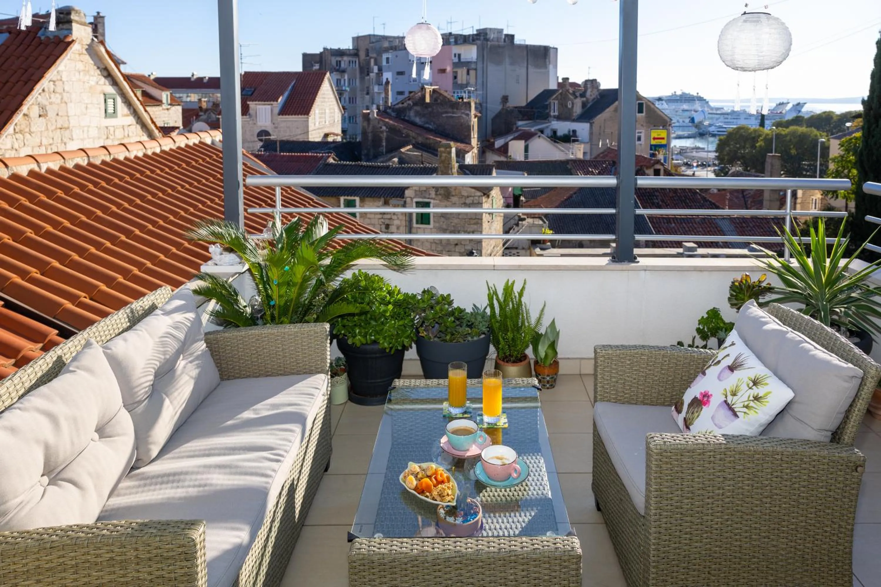 Balcony/Terrace in Apartment Dome