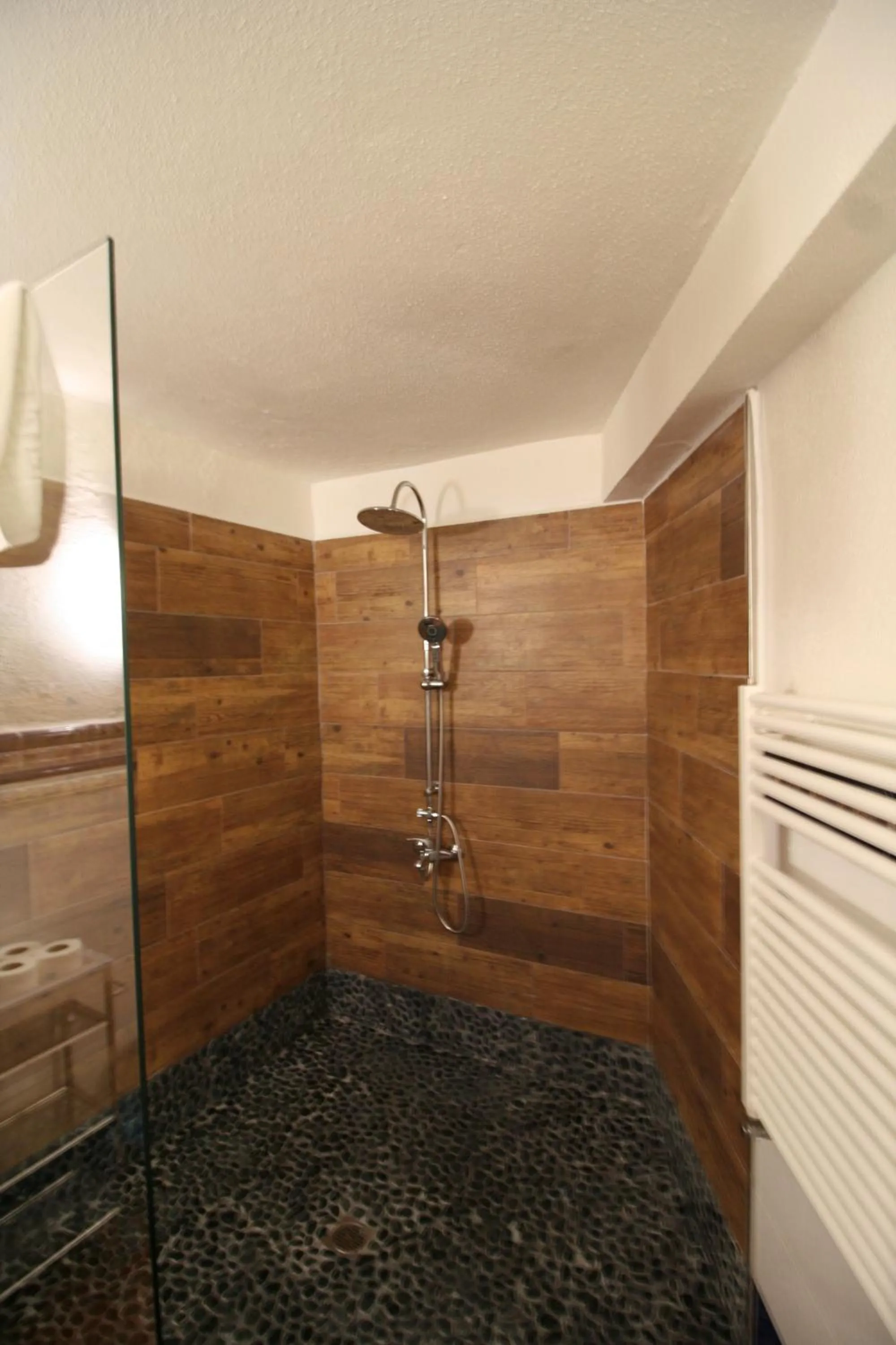 Shower in Casas Rurales Los Algarrobales