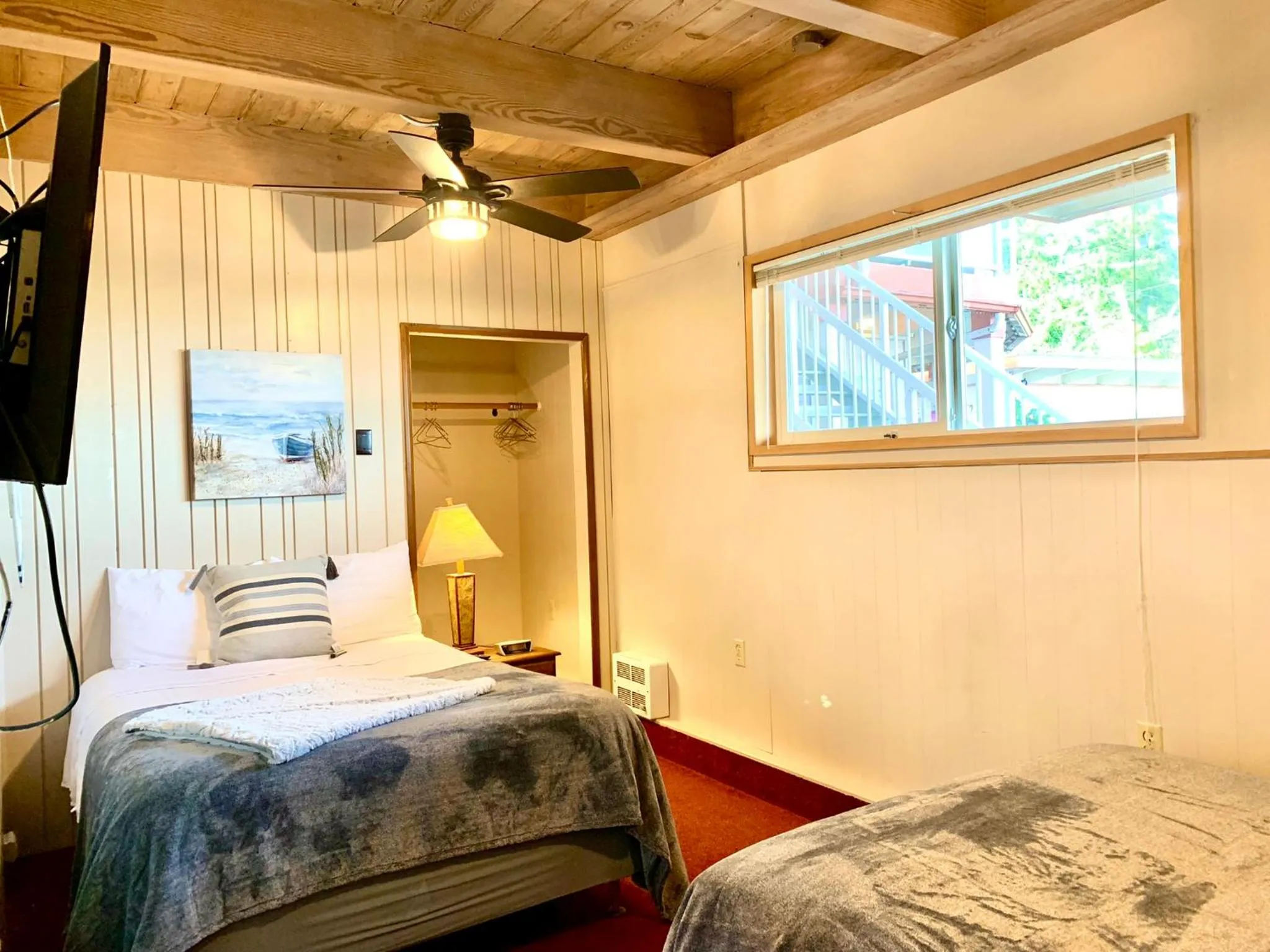 Bedroom in Breakers Boutique Inn