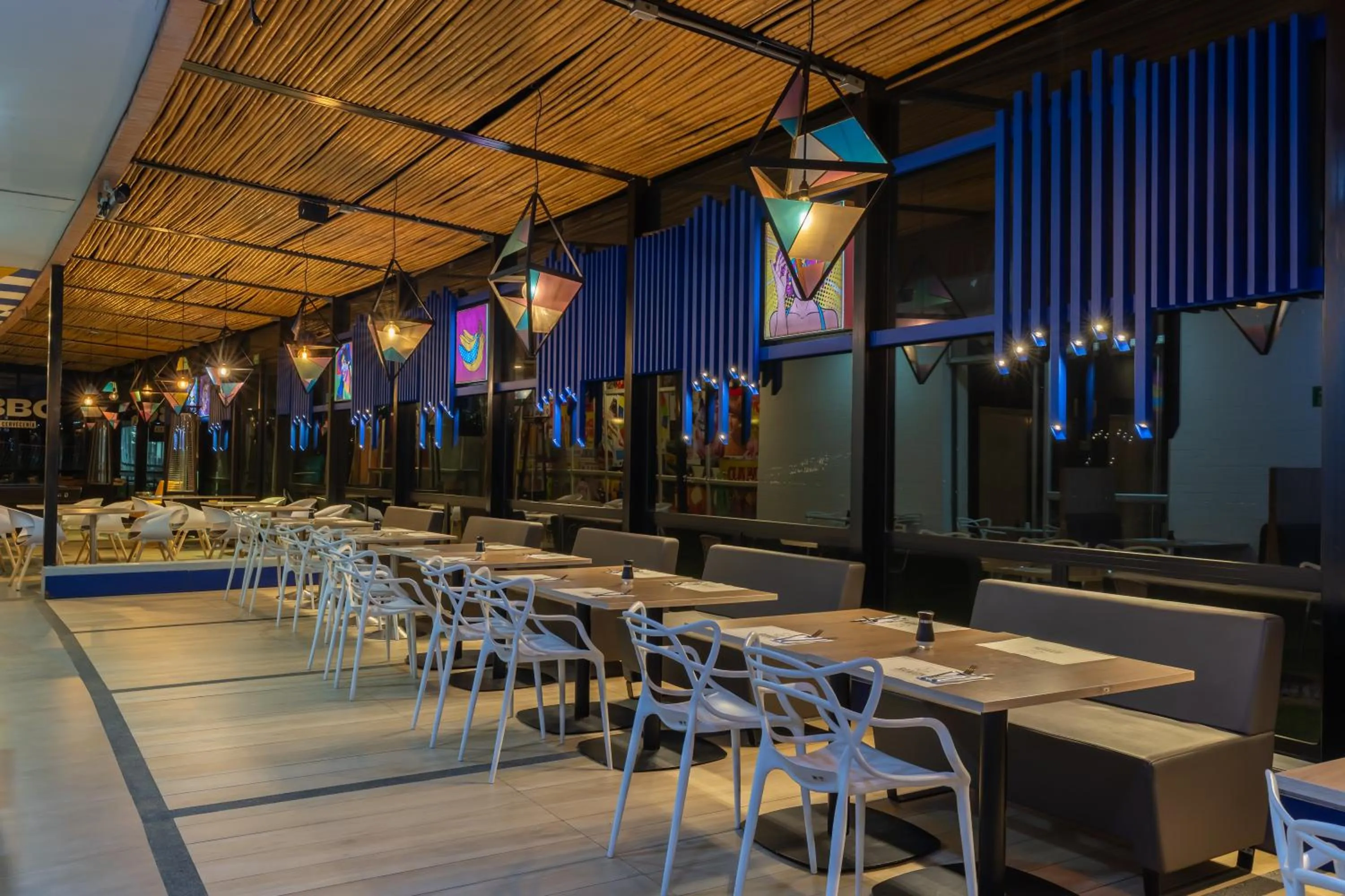 Restaurant/places to eat in Pop Art Hotel Tocancipá y Centro de Convenciones