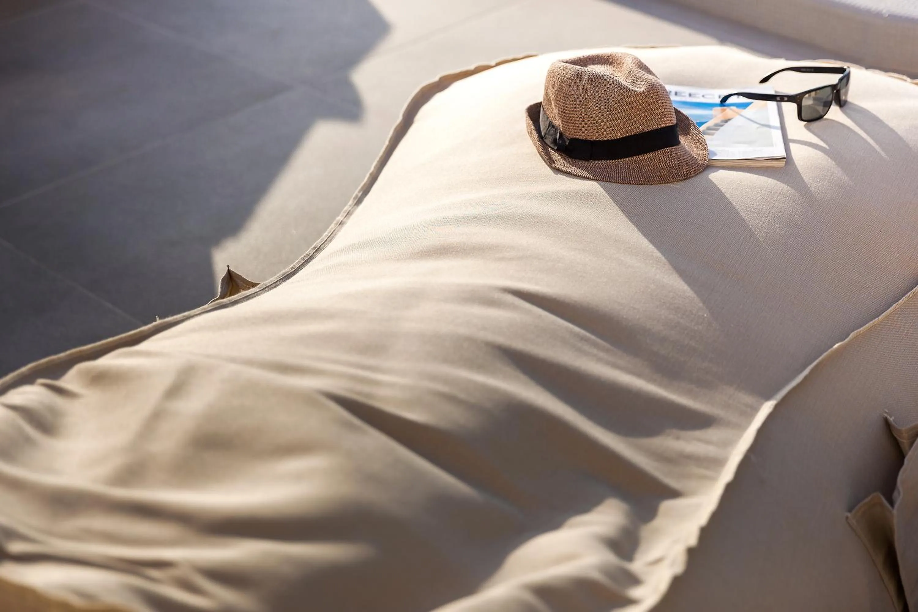 Decorative detail in Villa Vinea Santorini