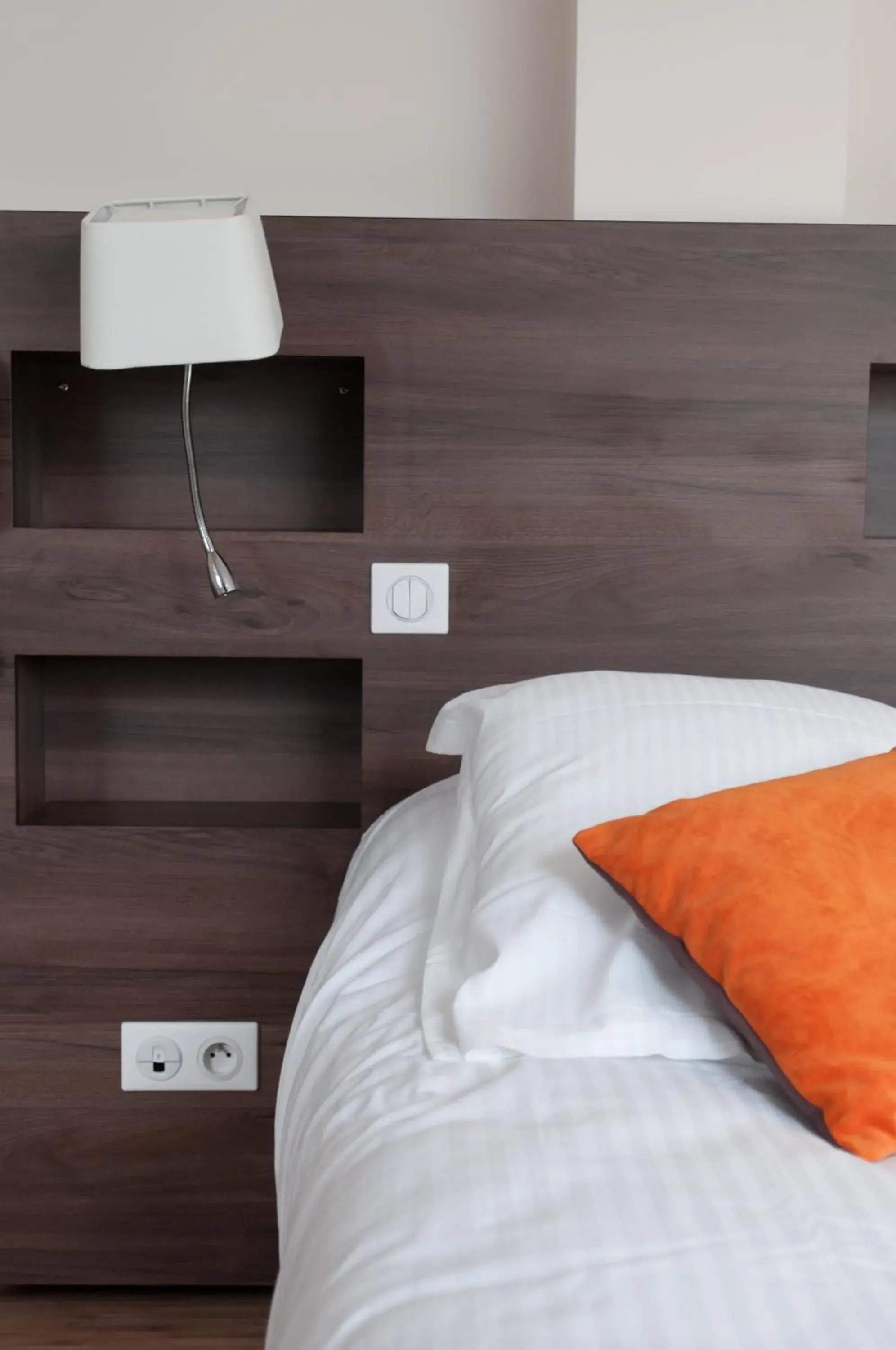 Property building, Bed in Logis Hotel du Parc-Restaurant - Le Rouget de Lisle Property building, Bed in Logis Hotel du Parc-Restaurant - Le Rouget de Lisle