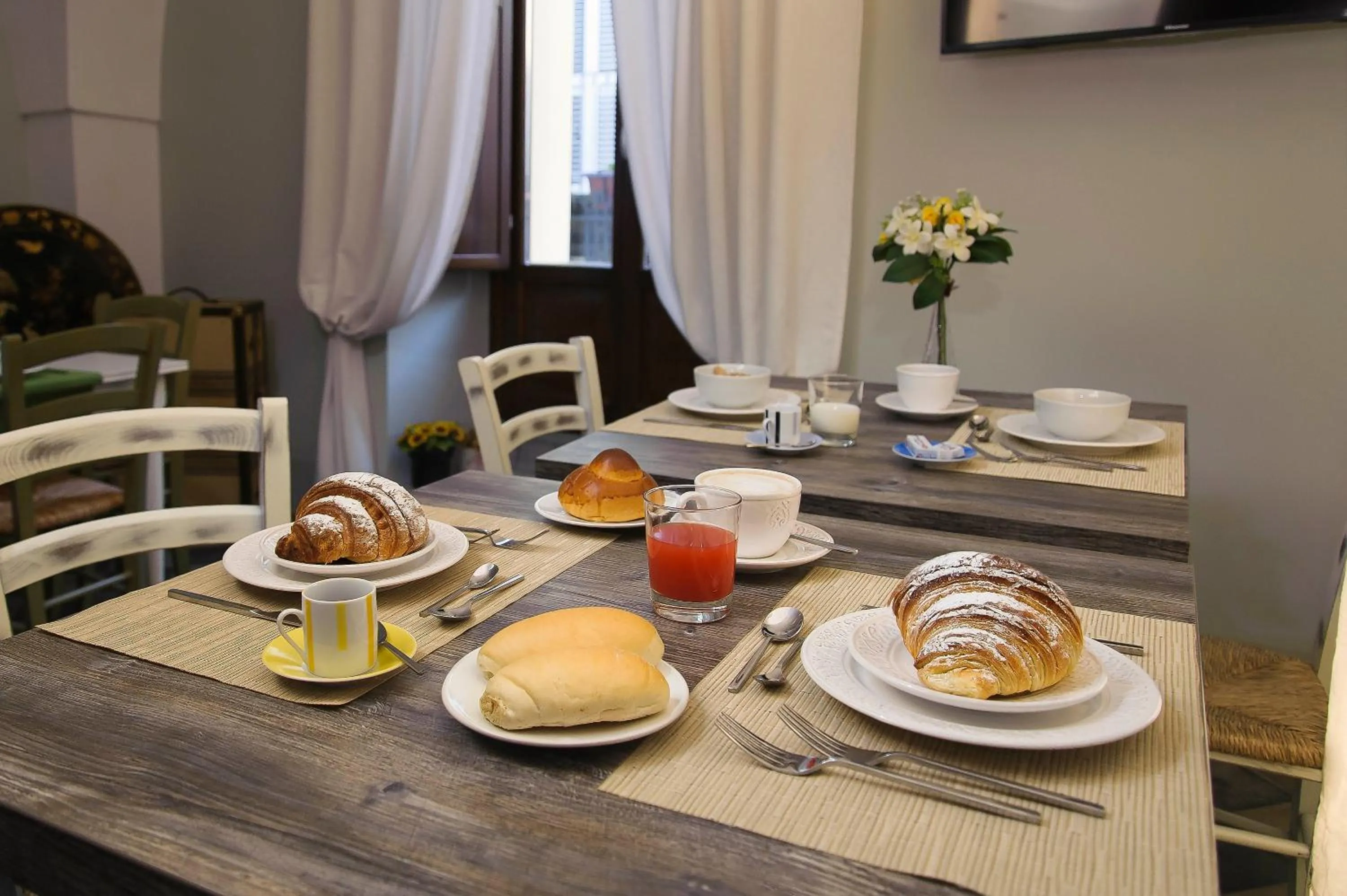 Italian breakfast in Xenía B&B