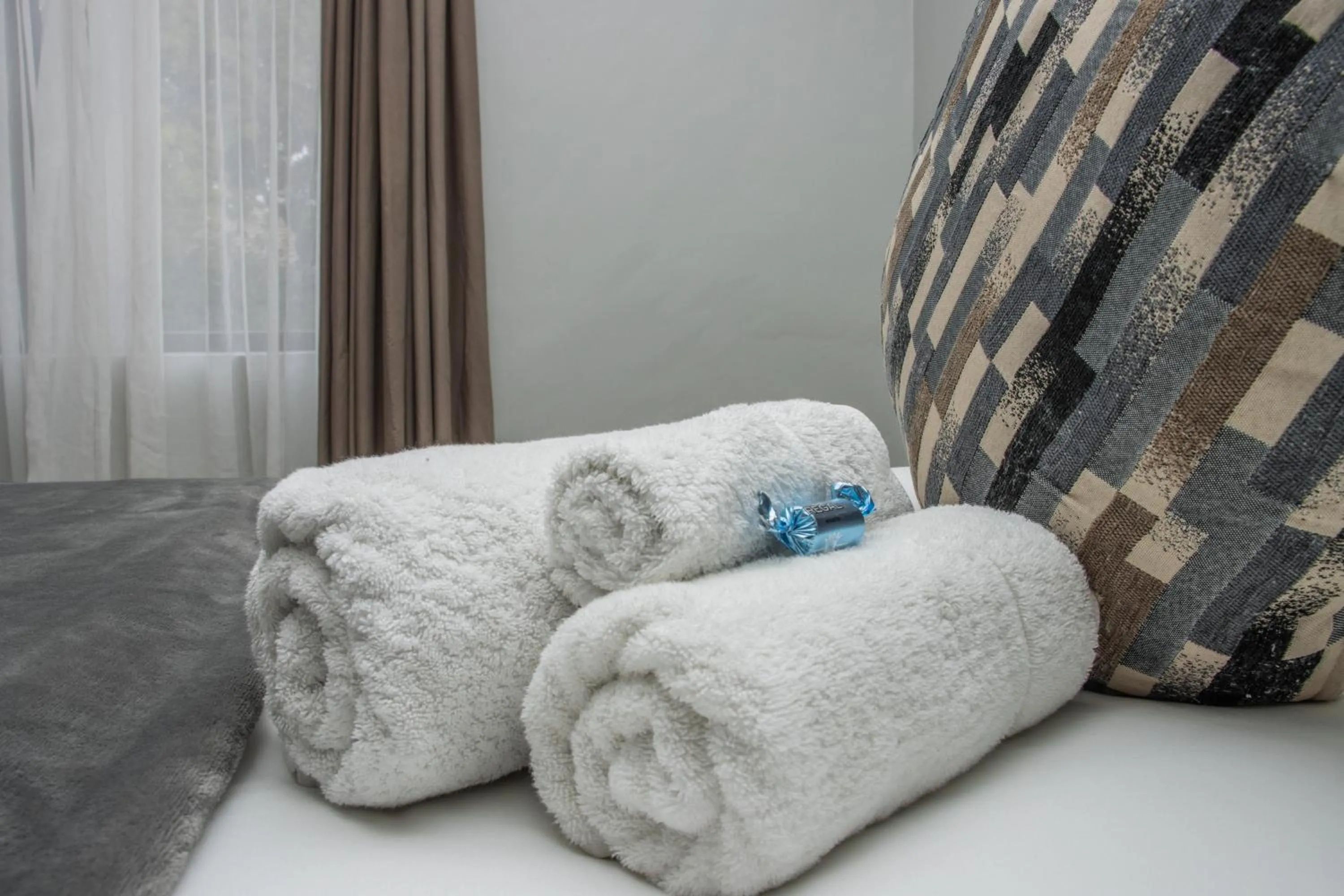 Decorative detail, Bed in Woodpecker's Inn Guest House