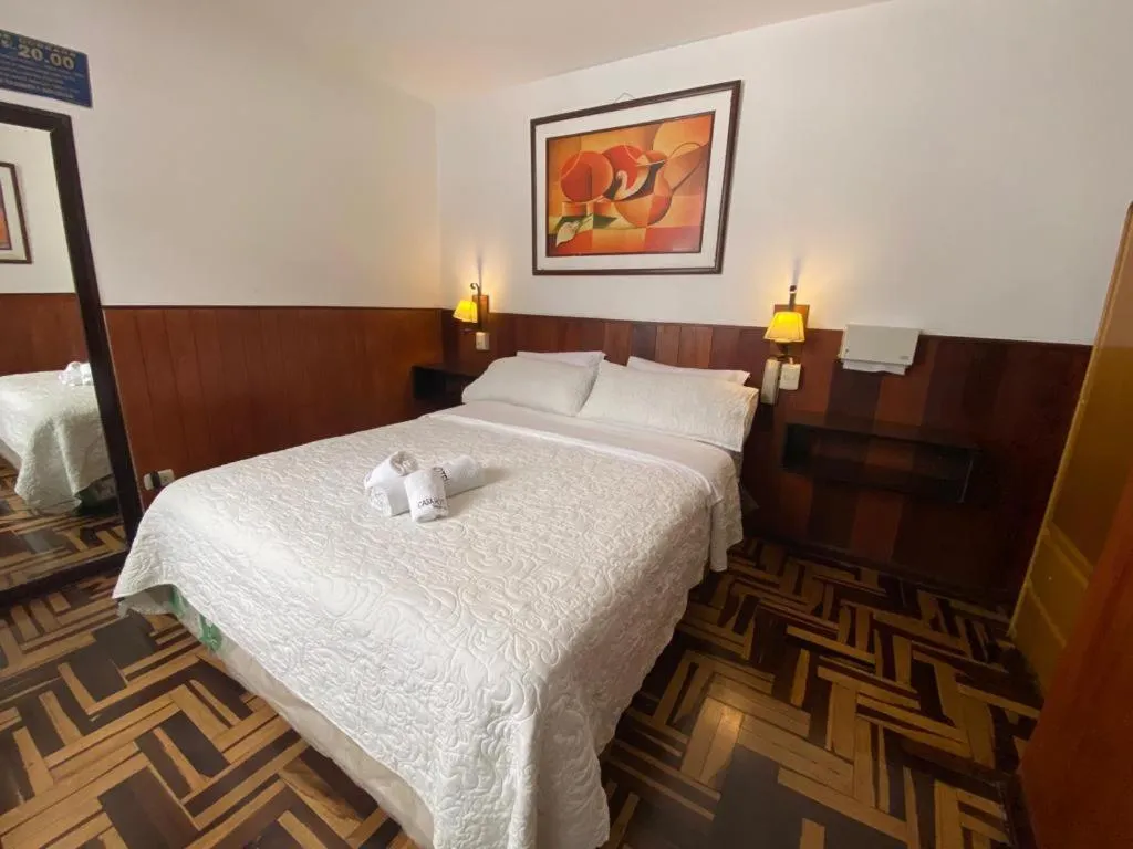 Bed in CasaHotel Jockey Plaza Mall