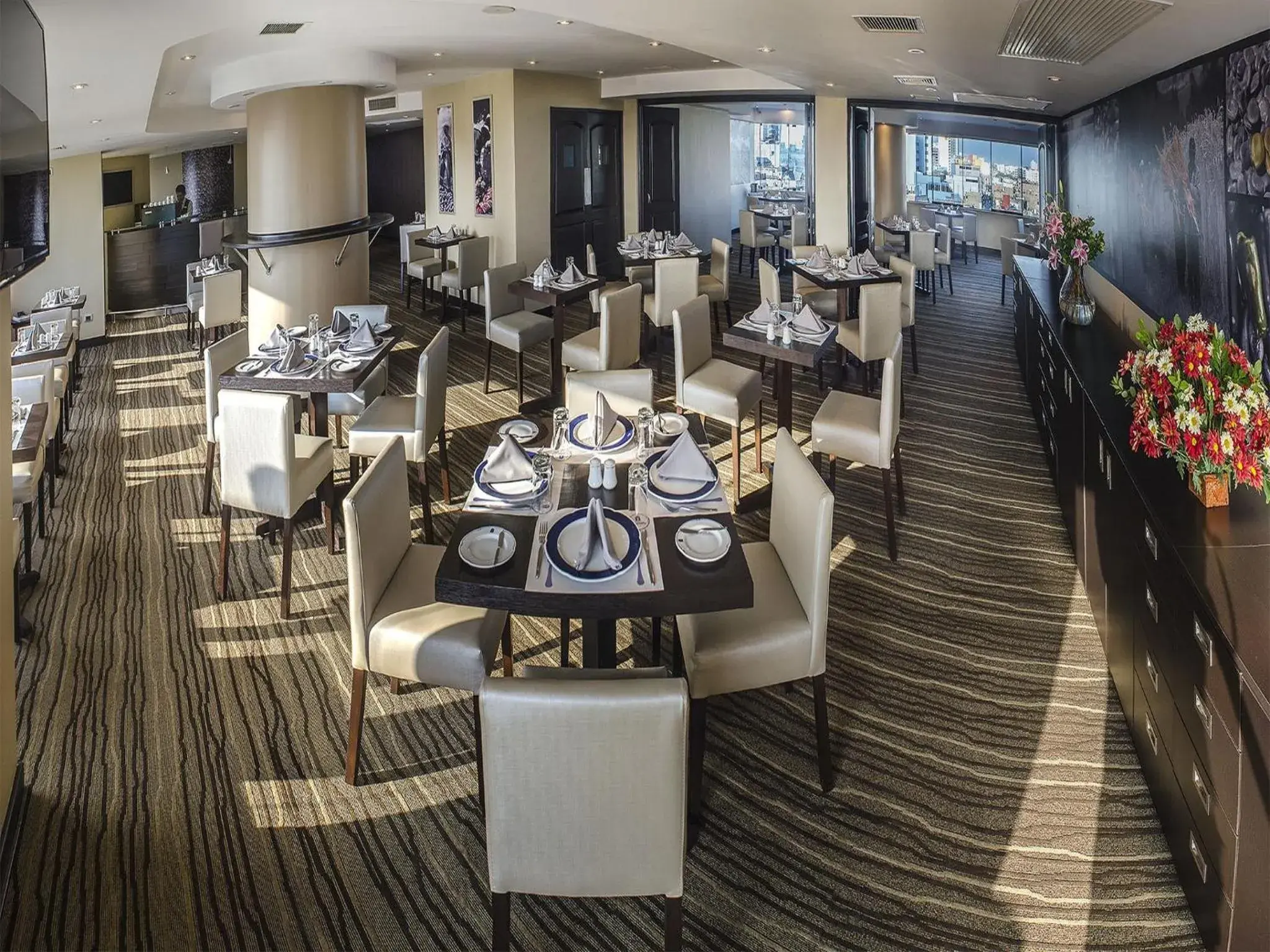 Restaurant/places to eat in Del Pilar Miraflores Hotel Restaurant/places to eat in Del Pilar Miraflores Hotel