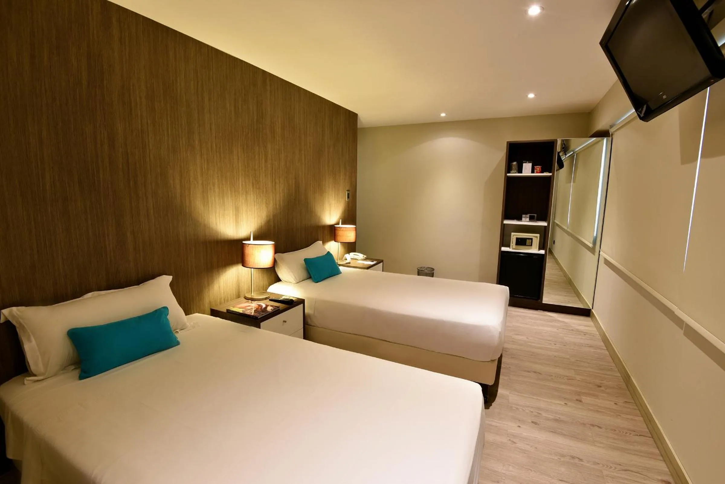 Photo of the whole room, Bed in Mariel Hotel Boutique