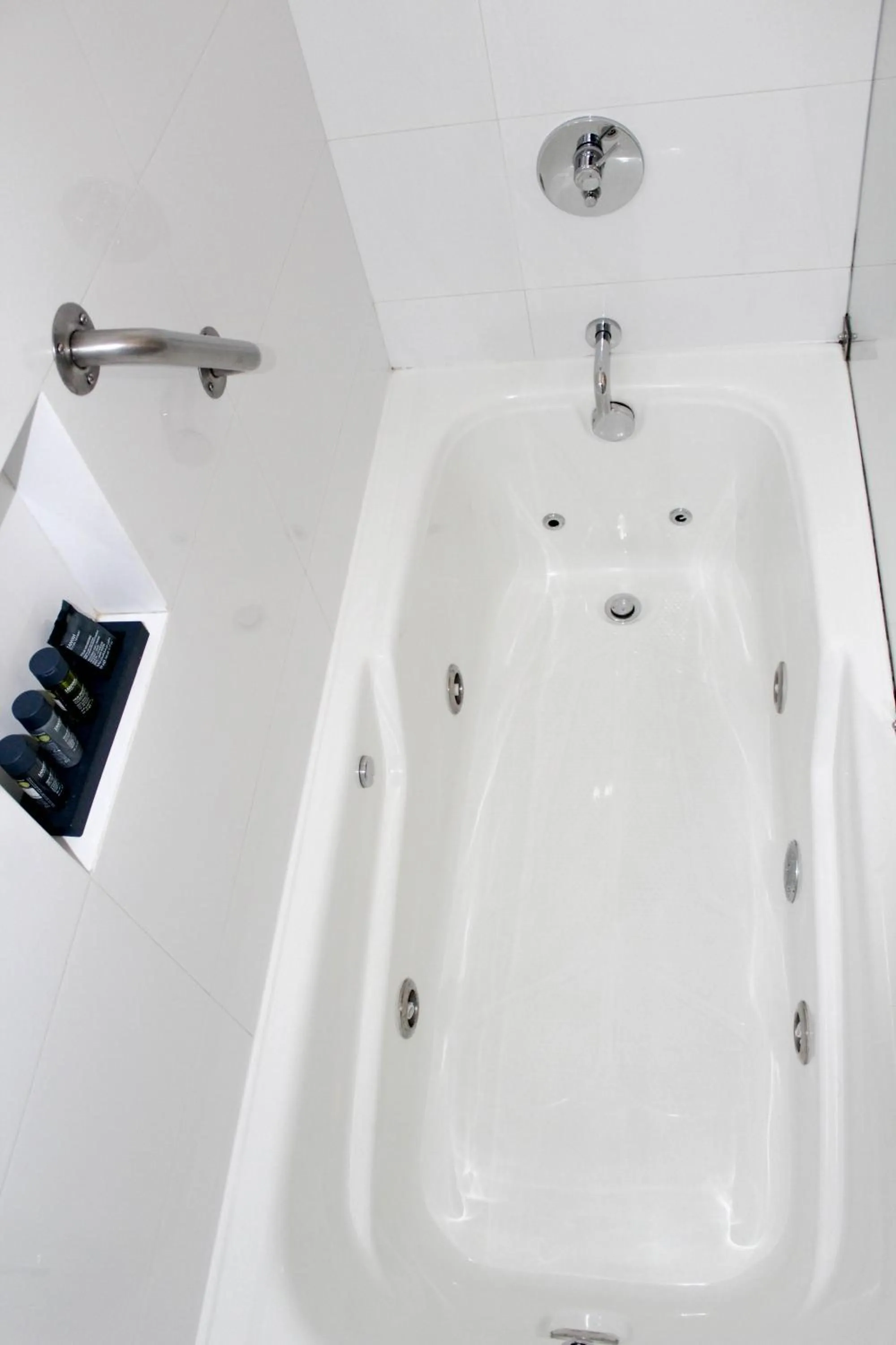 Bath in El Golf Hotel Boutique