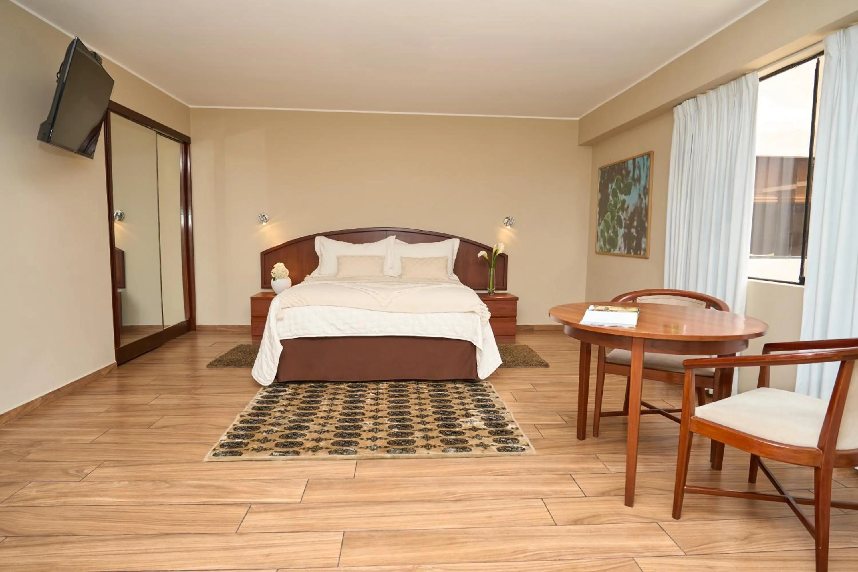 Bed in Hotel Park Suites