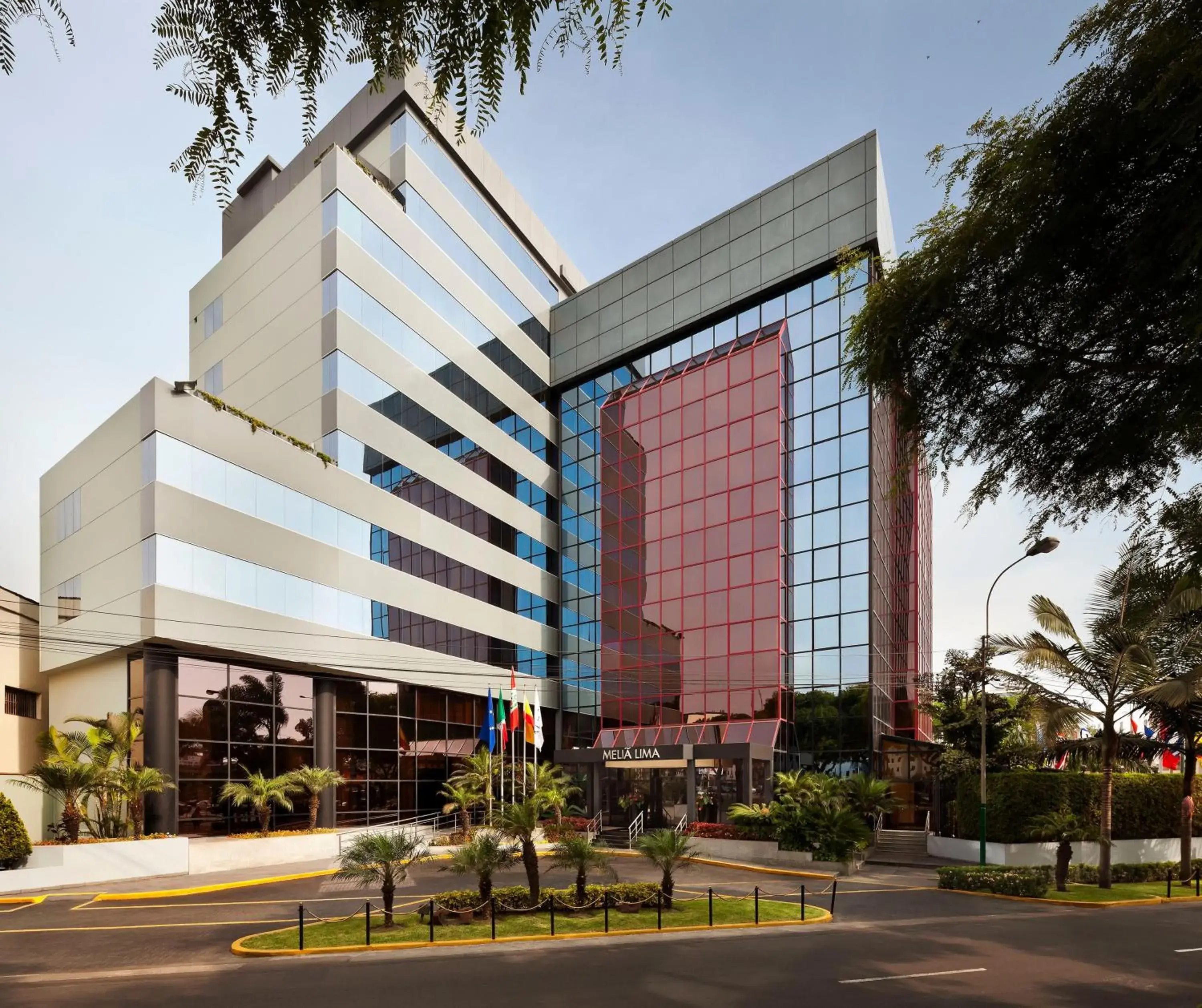 Property building in Meliá Lima Property building in Meliá Lima