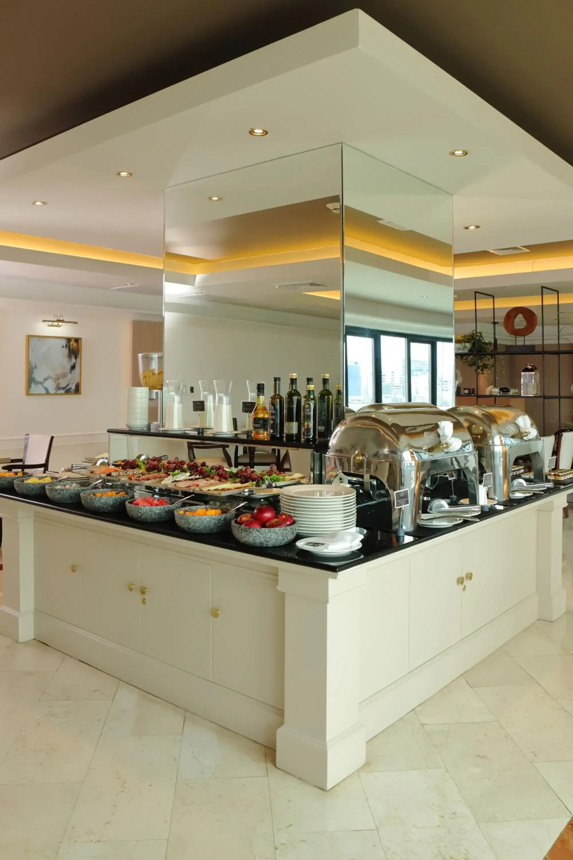 Restaurant/places to eat in Meliá Lima Restaurant/places to eat in Meliá Lima