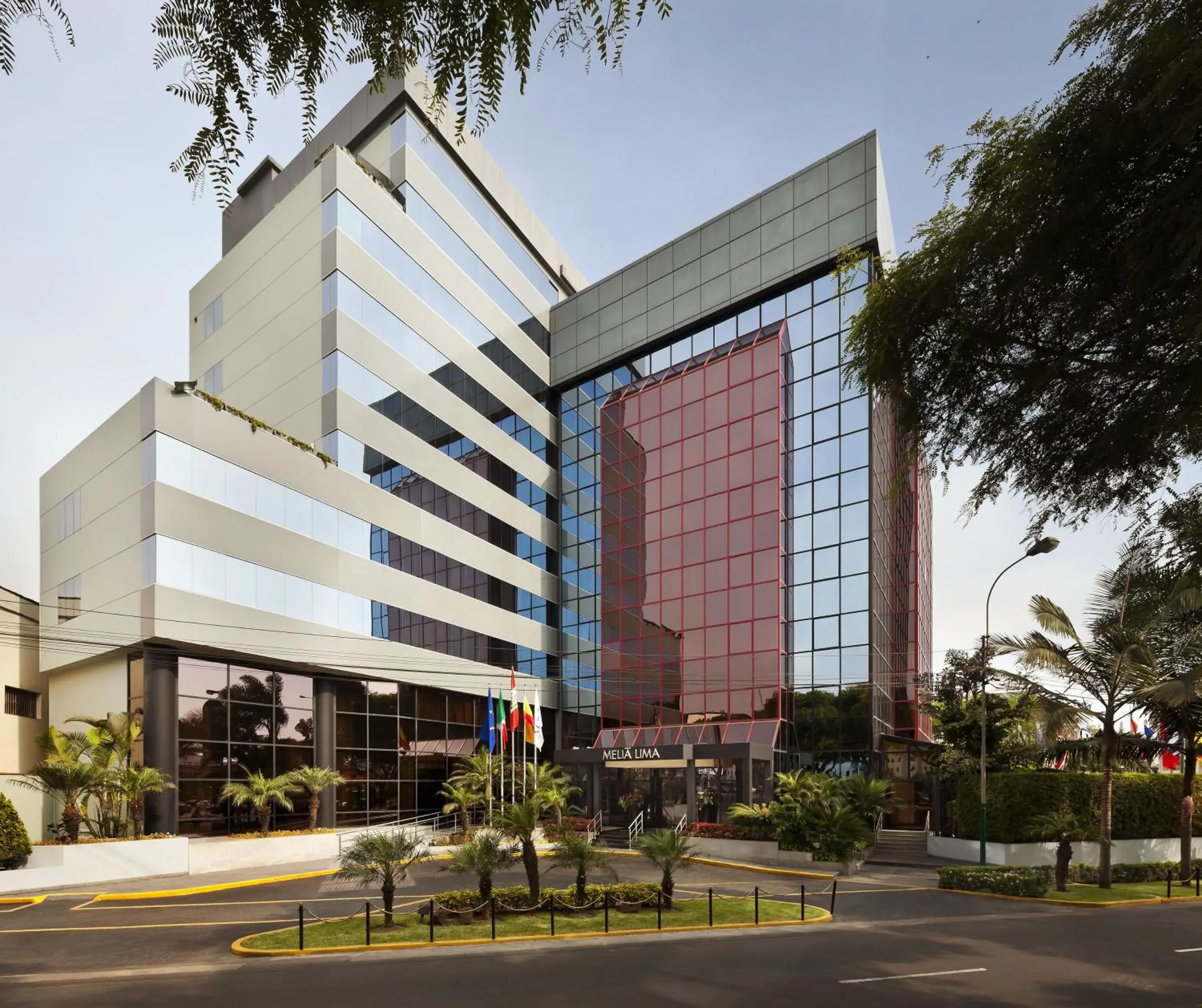 Facade/entrance in Hotel Melia Lima Facade/entrance in Hotel Melia Lima