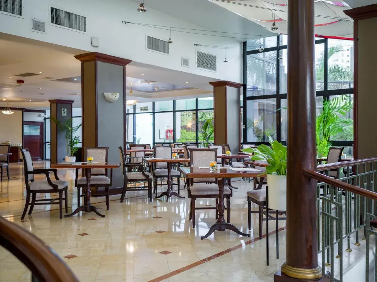 Restaurant/places to eat in Hotel Melia Lima Restaurant/places to eat in Hotel Melia Lima