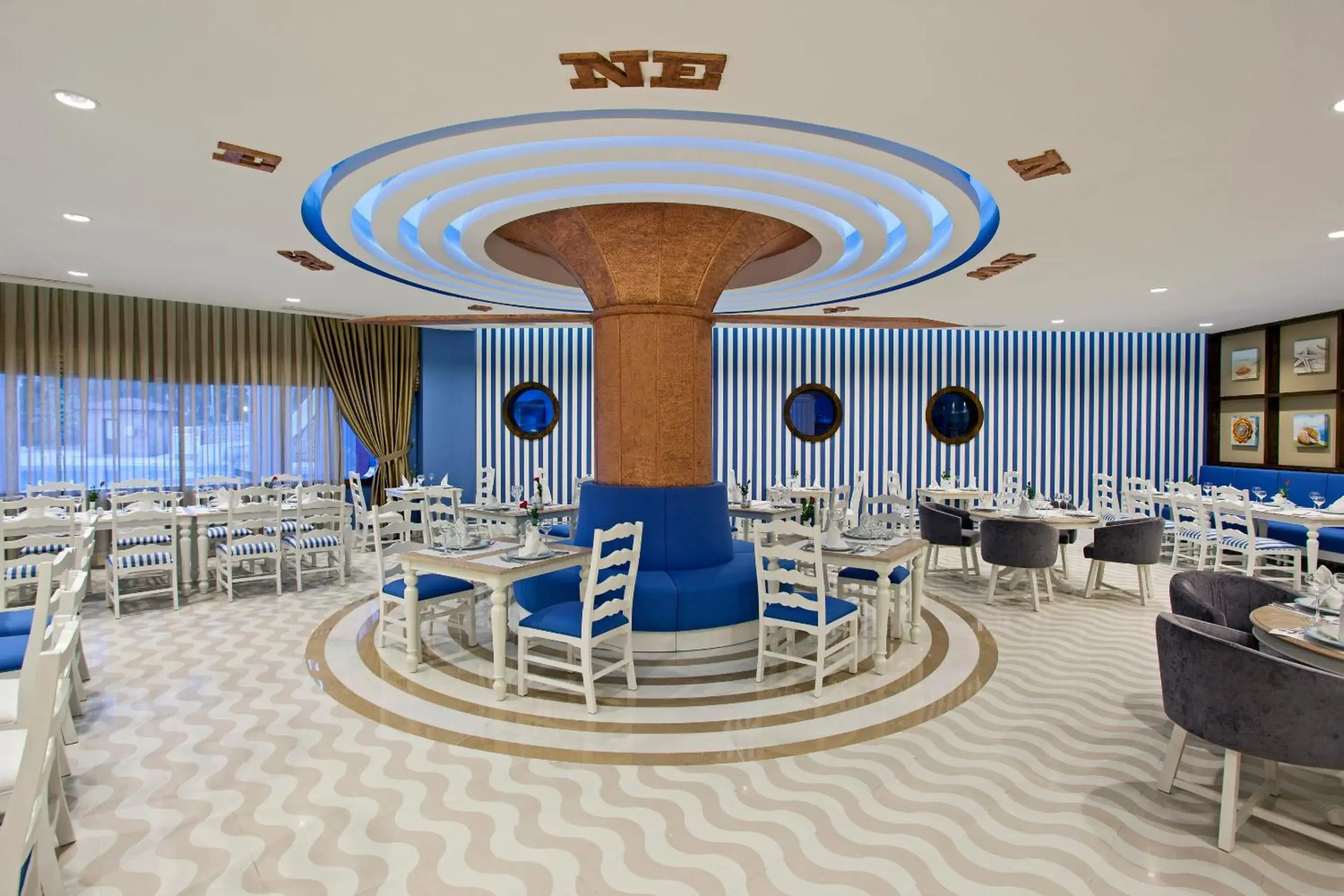 Restaurant/places to eat in Sirene Belek Hotel Restaurant/places to eat in Sirene Belek Hotel