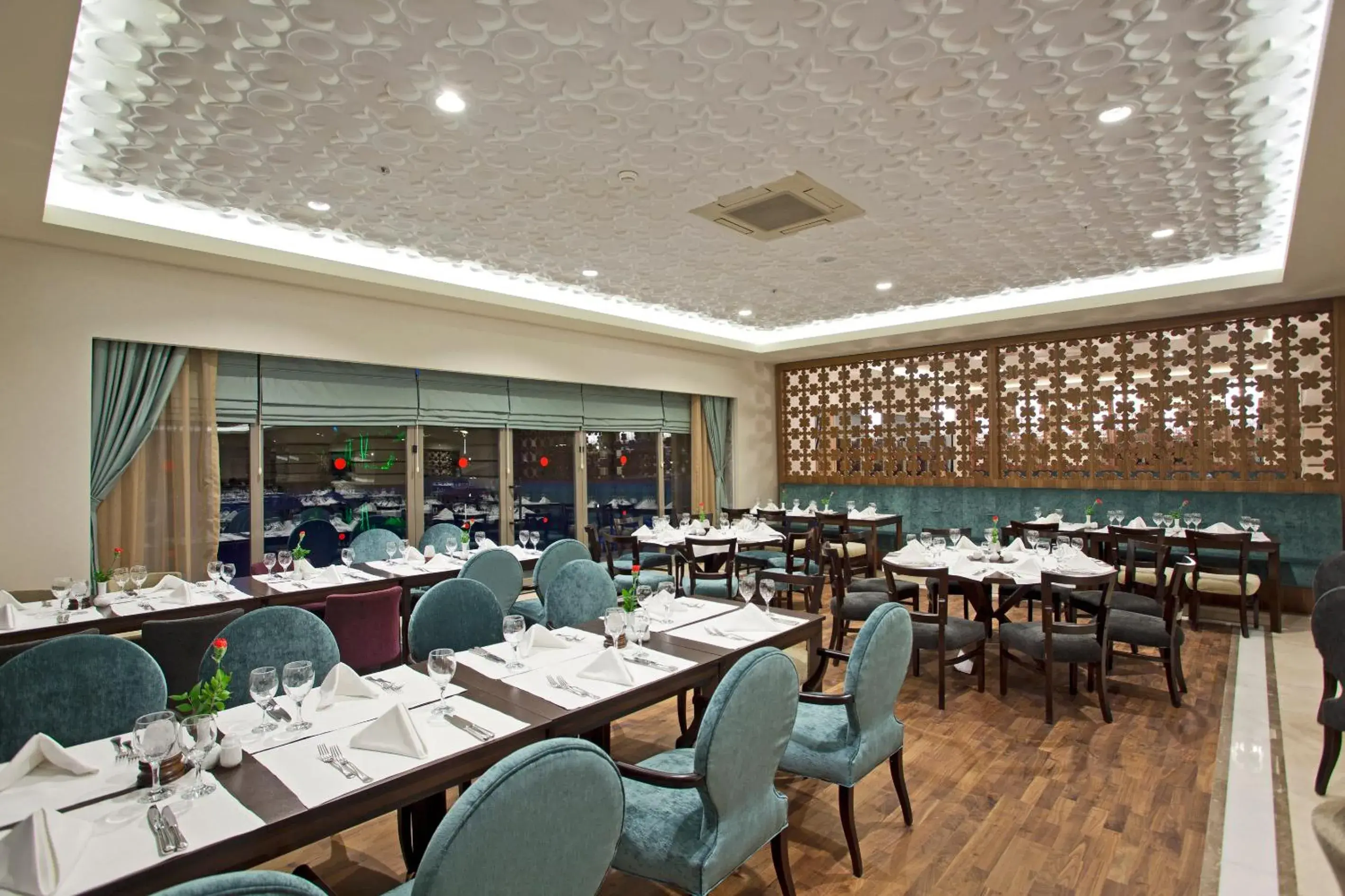 Restaurant/places to eat in Sirene Belek Hotel Restaurant/places to eat in Sirene Belek Hotel