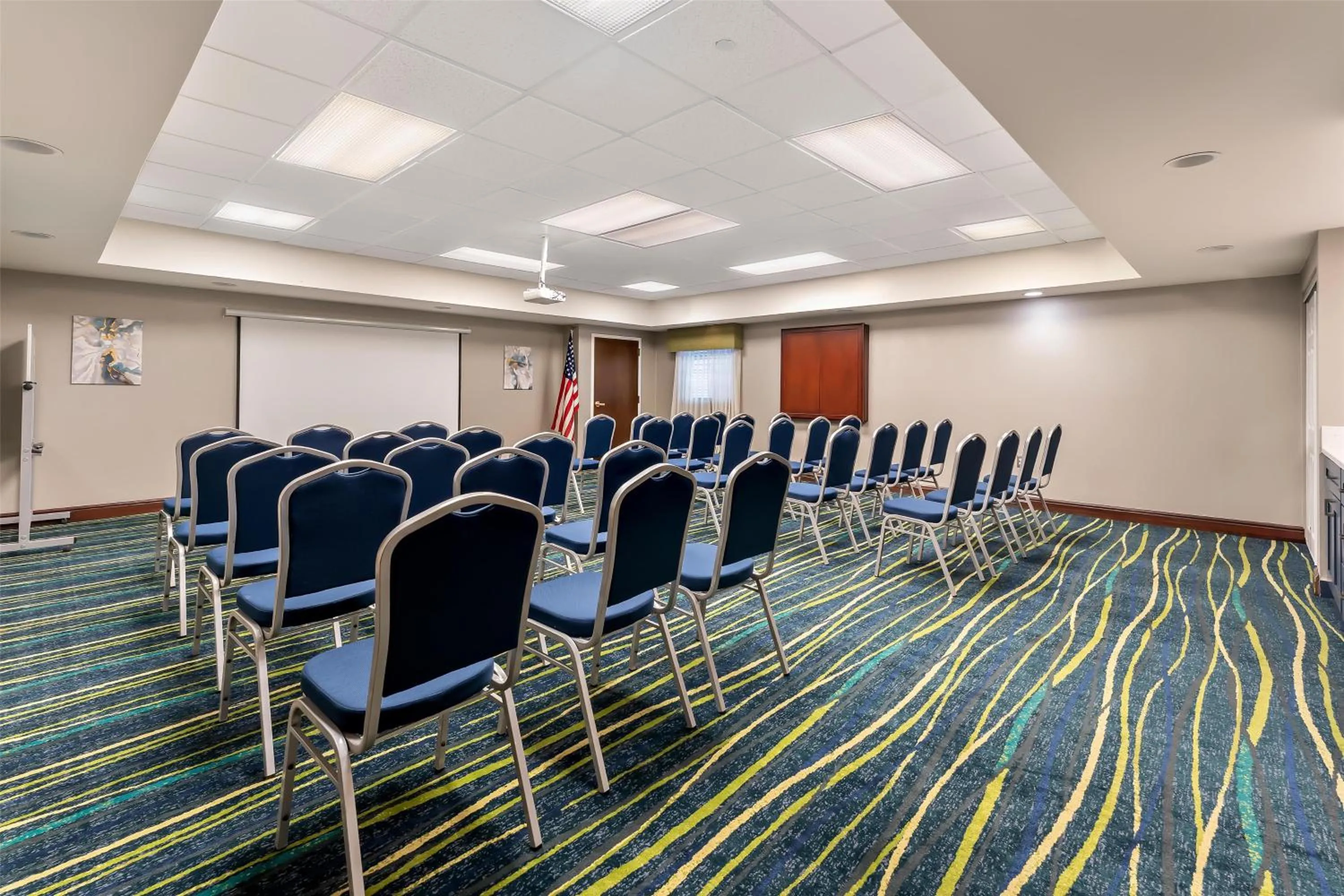 Meeting/conference room in Hampton Inn & Suites Newtown